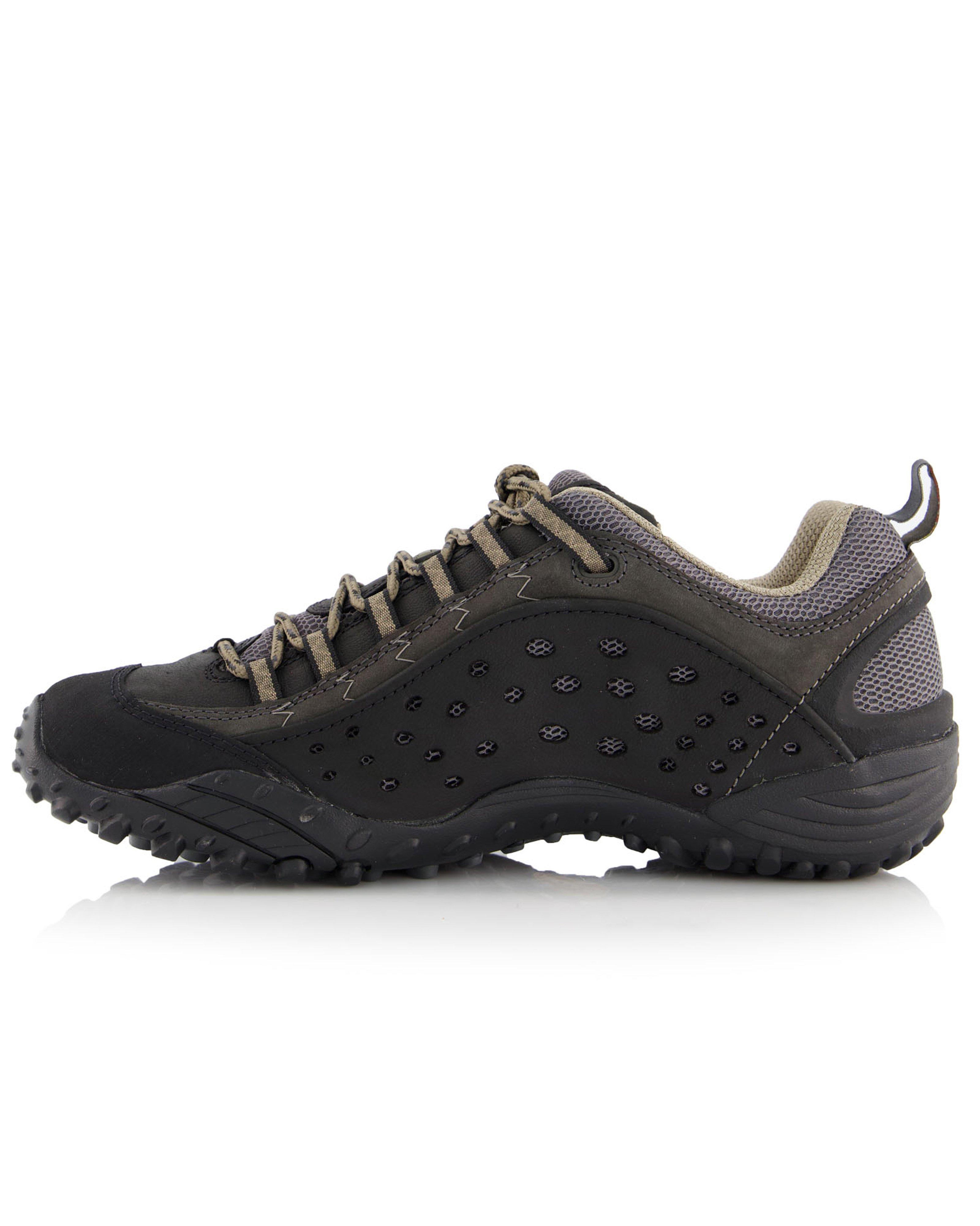 Merrell intercept hot sale black