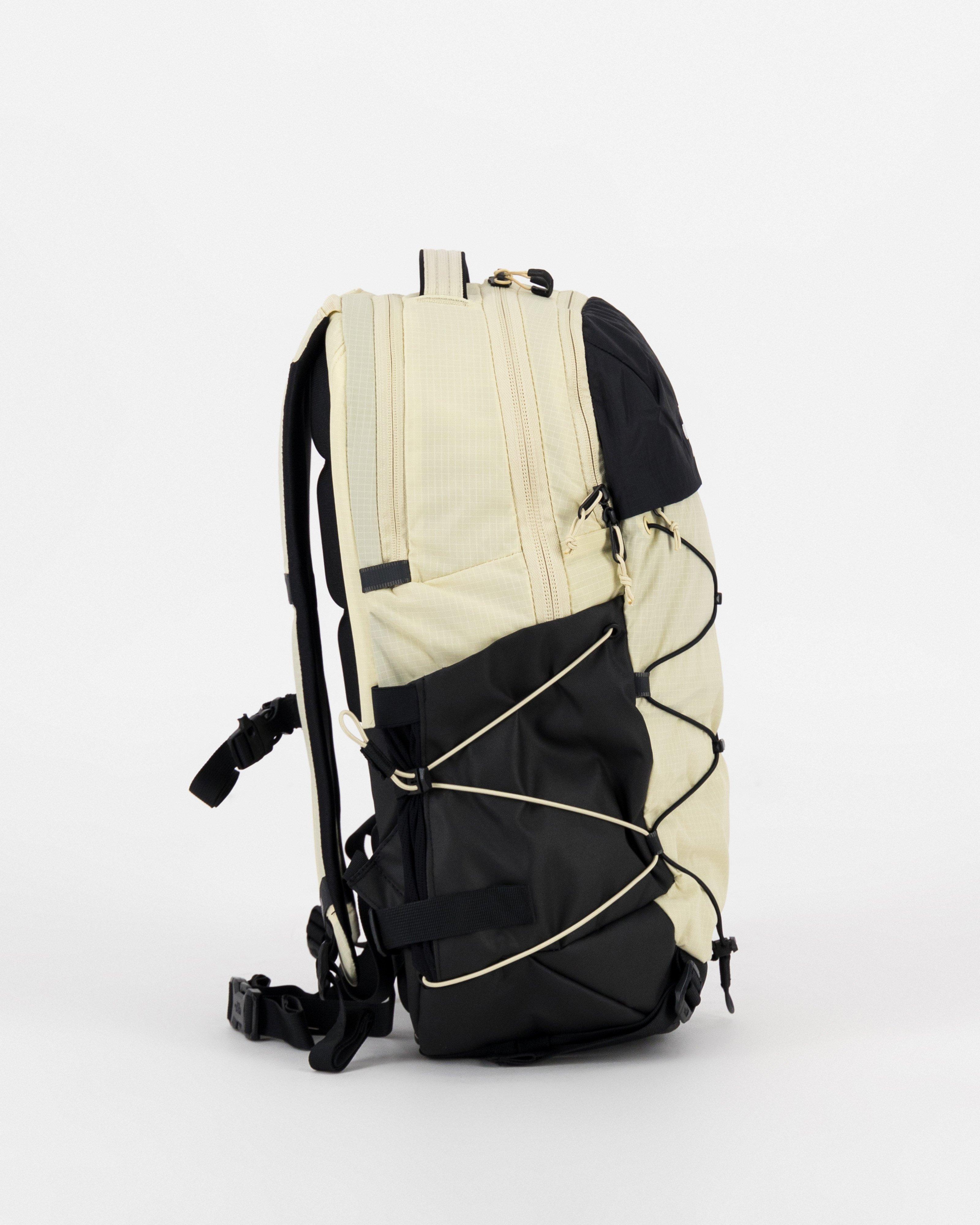 North face outlet borealis remove straps