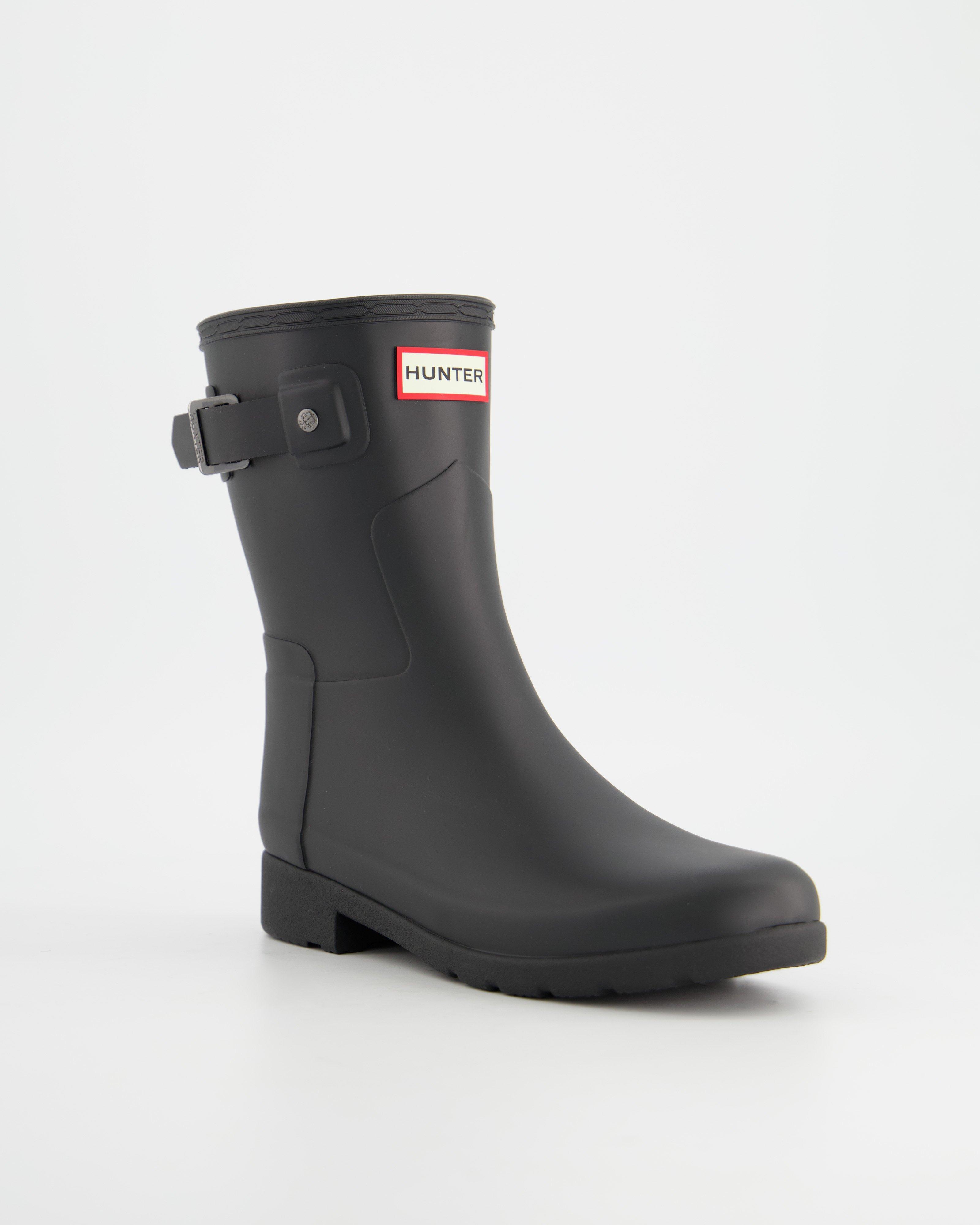 Short hunter rain outlet boots black