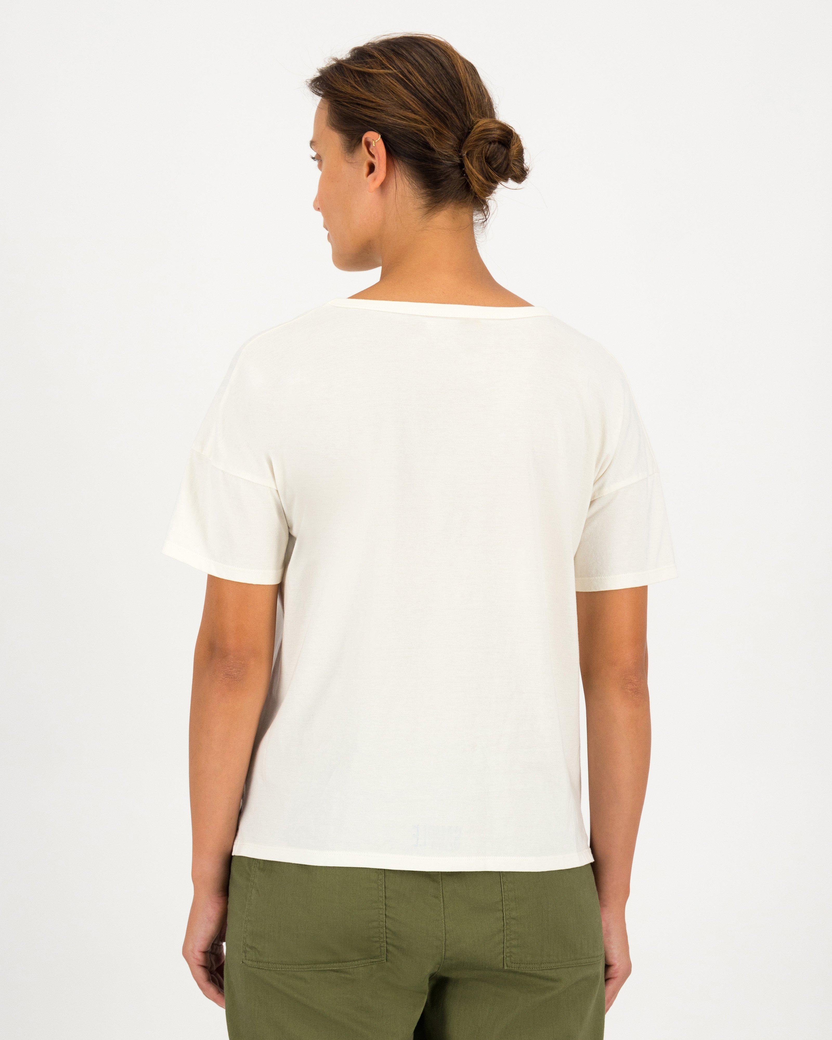 Rare Earth Women's Mona Graphic T-shirt -  Milk