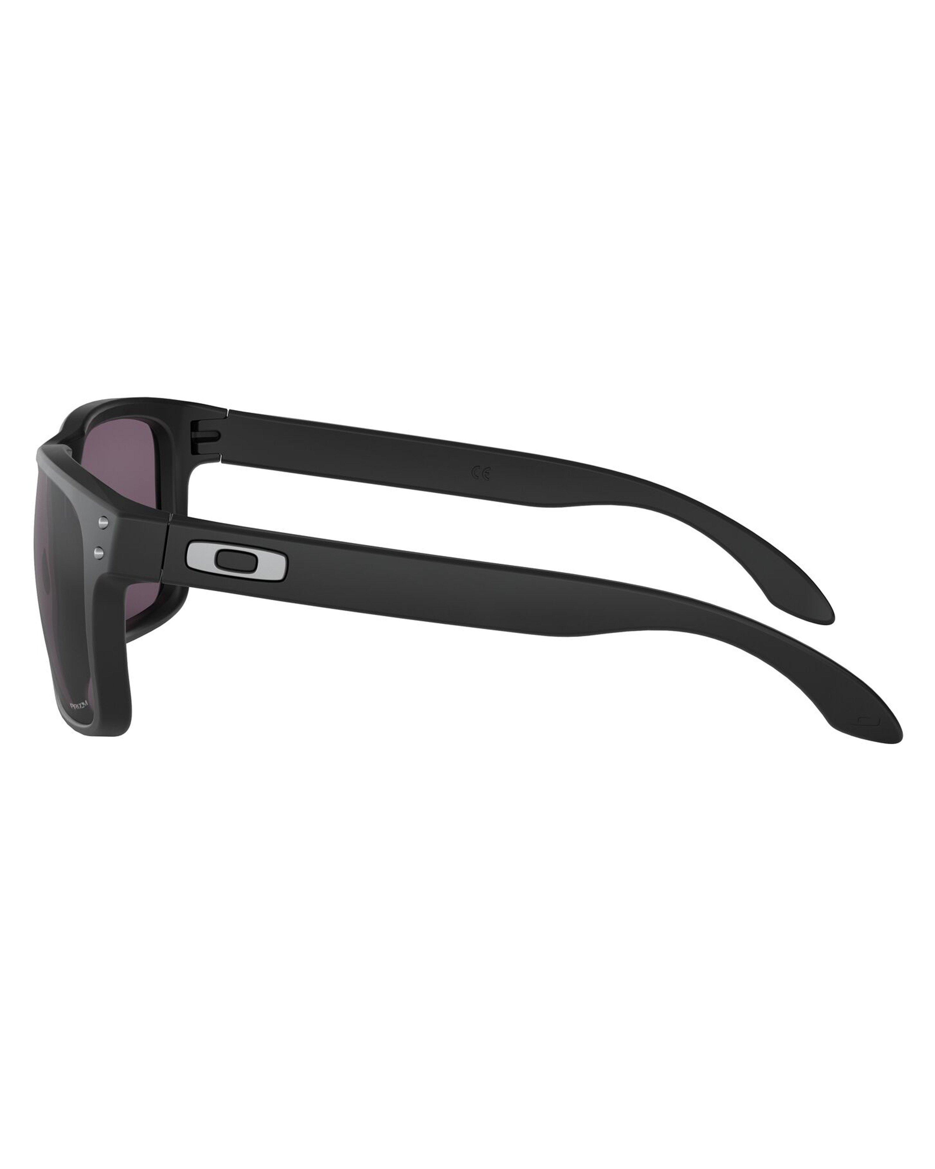 Oakley Holbrook Sunglasses | Cape Union Mart