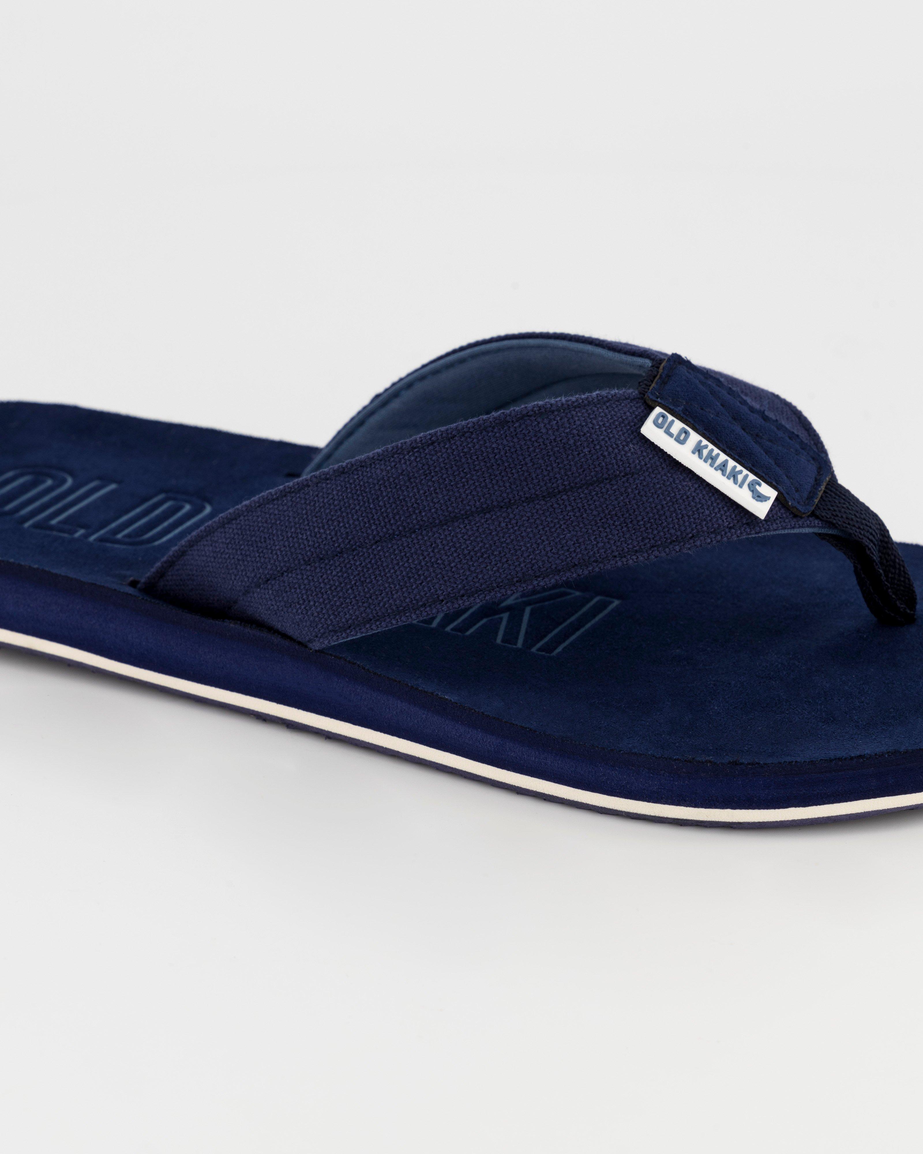 Cape union best sale mart mens slippers