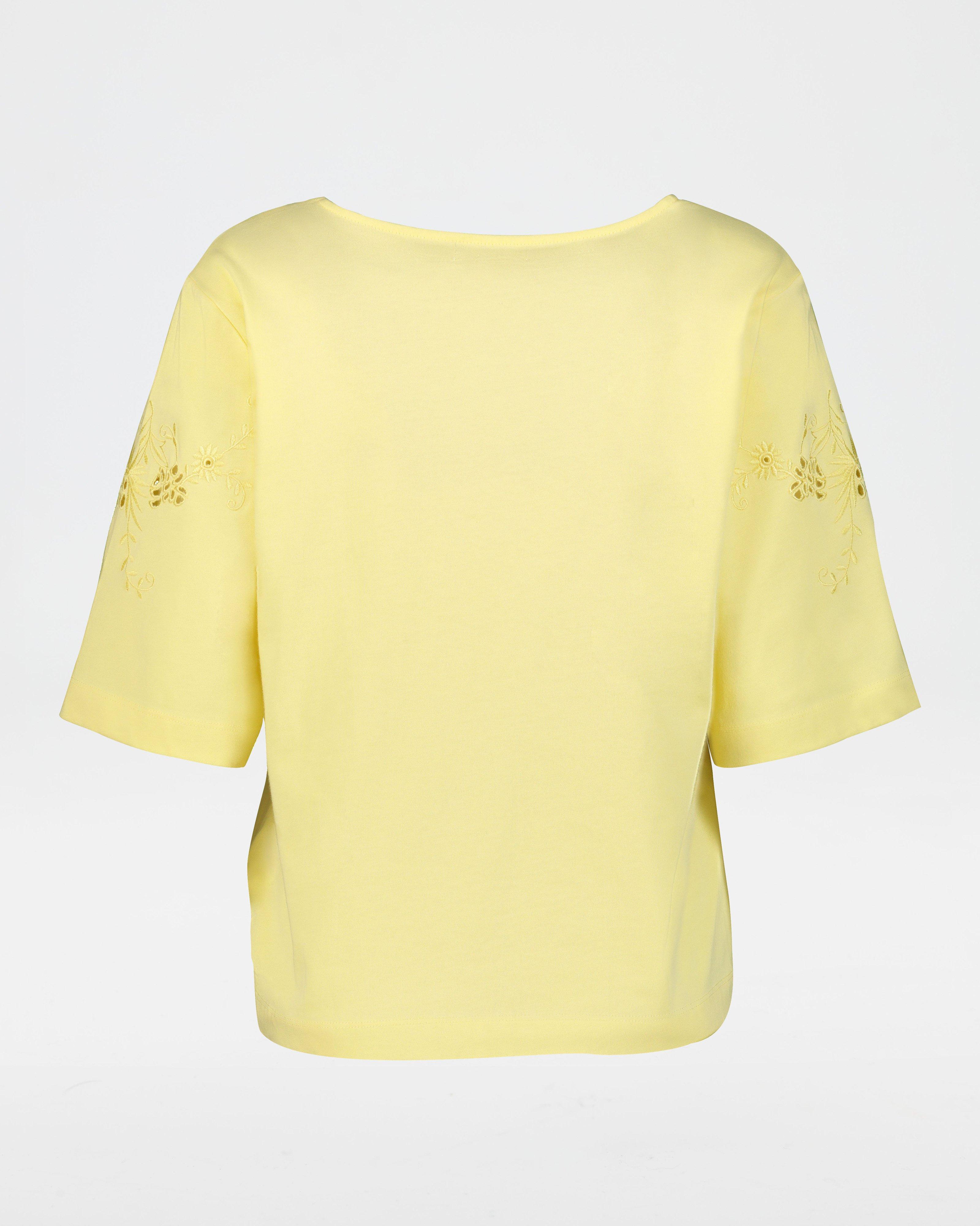 Rare Earth Women's Hazel Embroidered T-shirt -  Yellow
