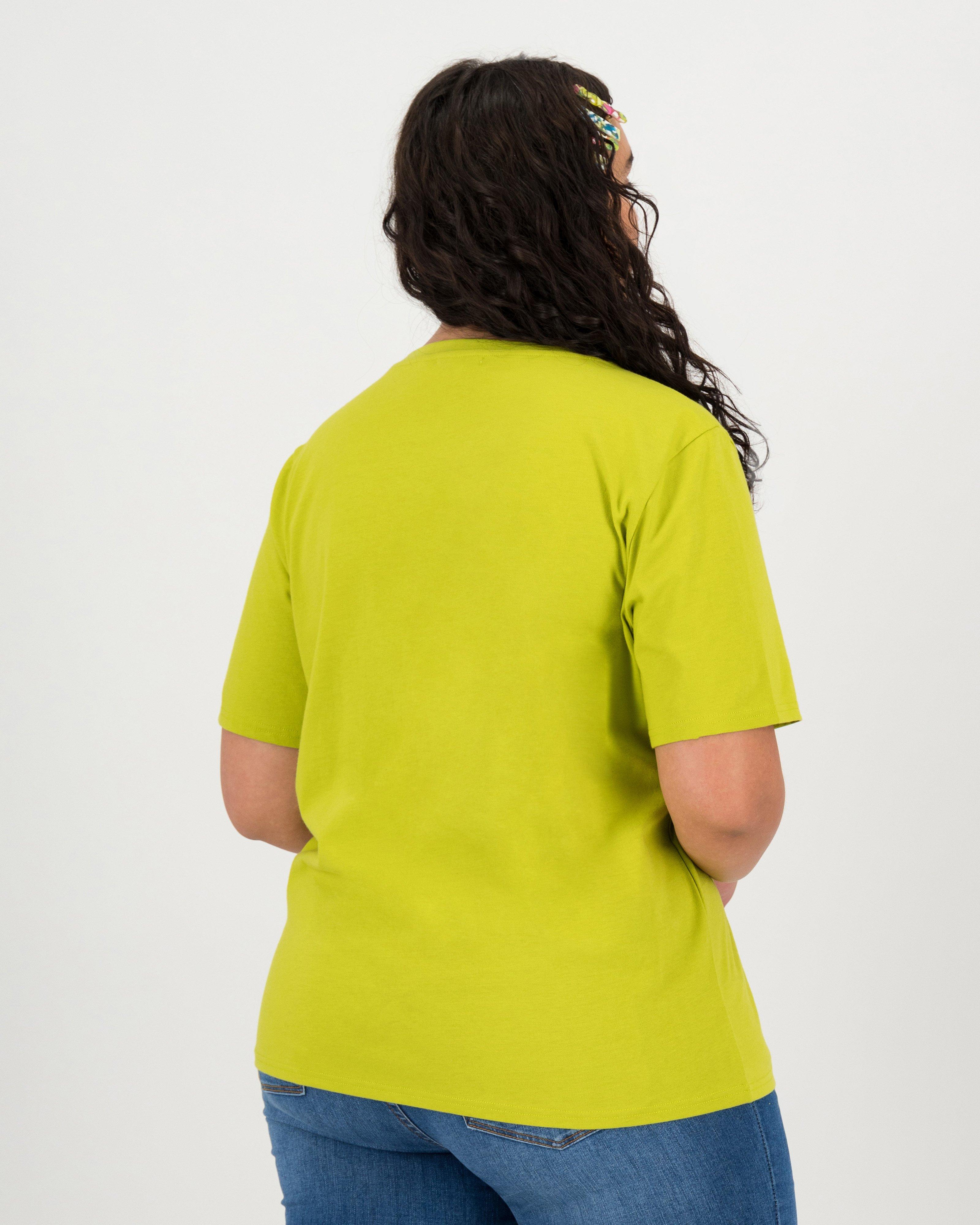 O Stacey Call-Out Tee -  Green