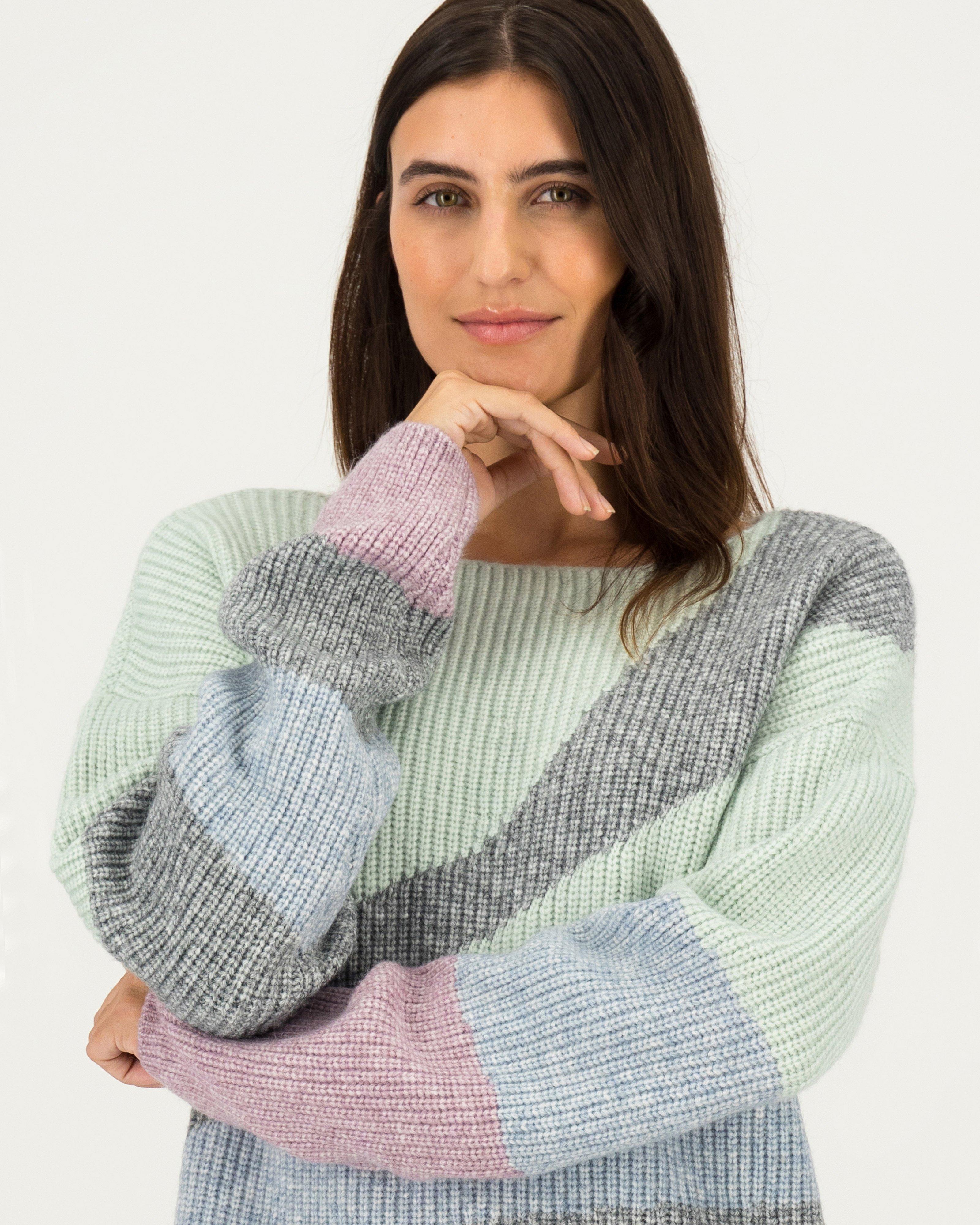 Rare Earth Women’s Brittany Knit Cape Union Mart