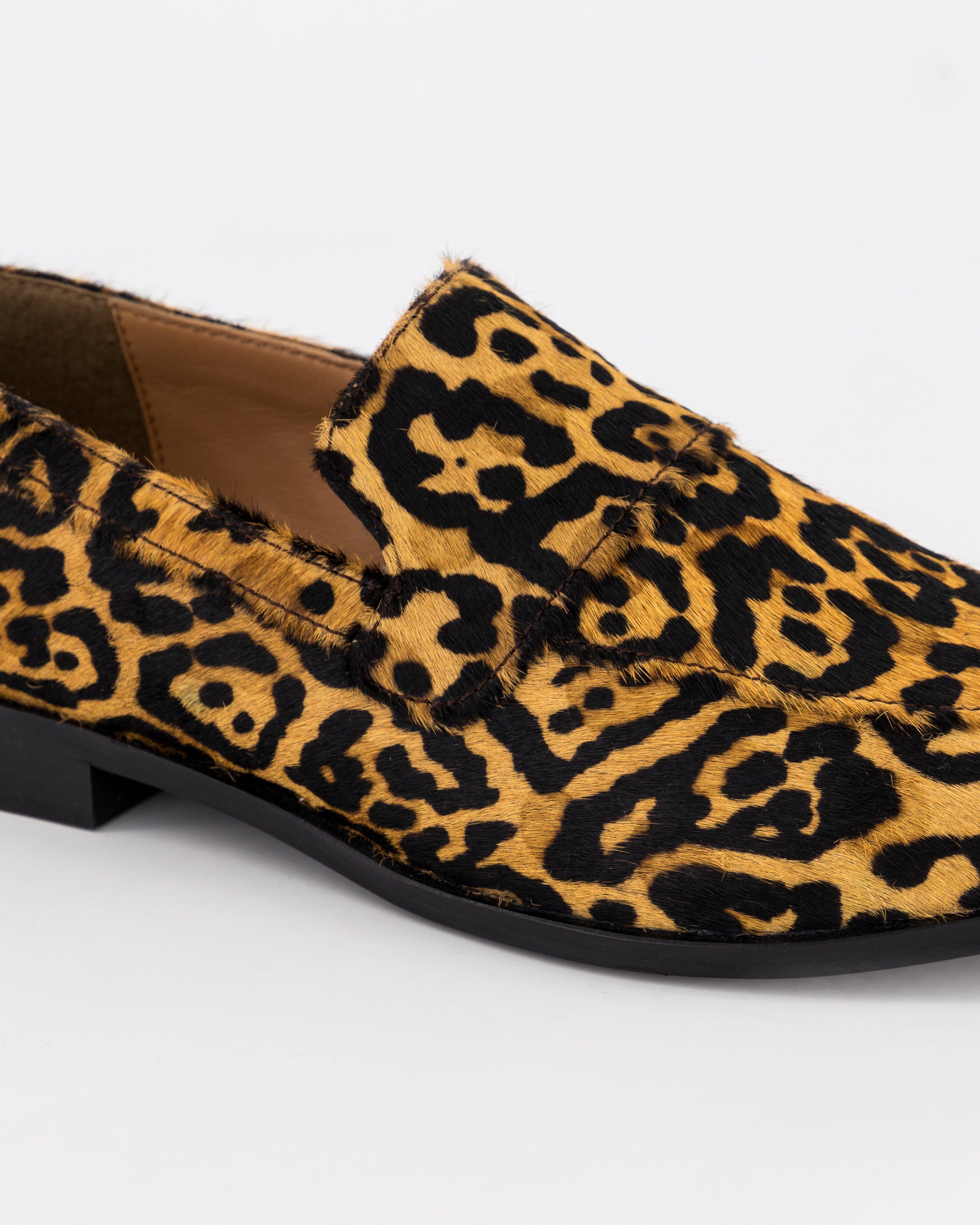 Leopard deals print loafers