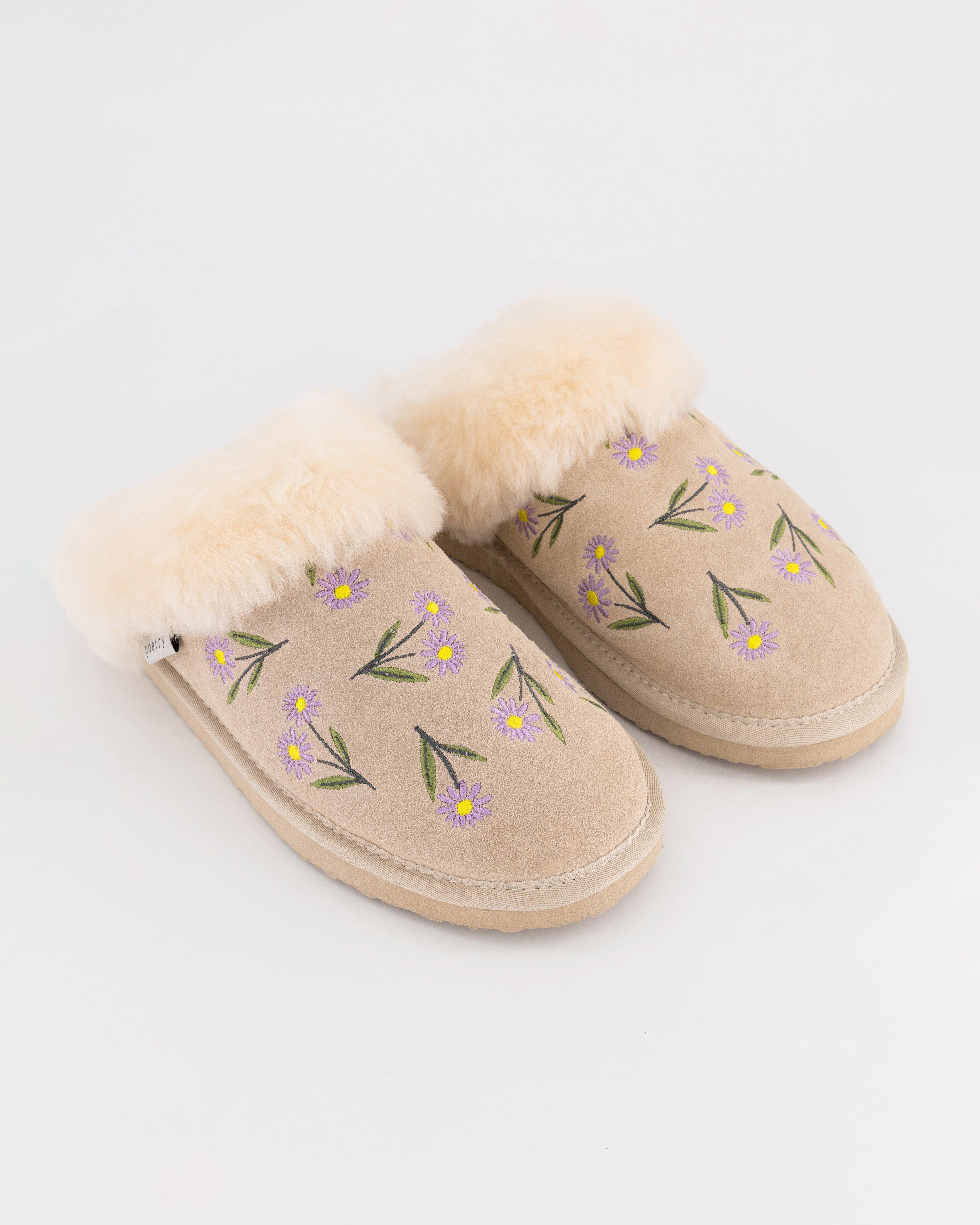 Embroidered sheepskin moccasin slippers online