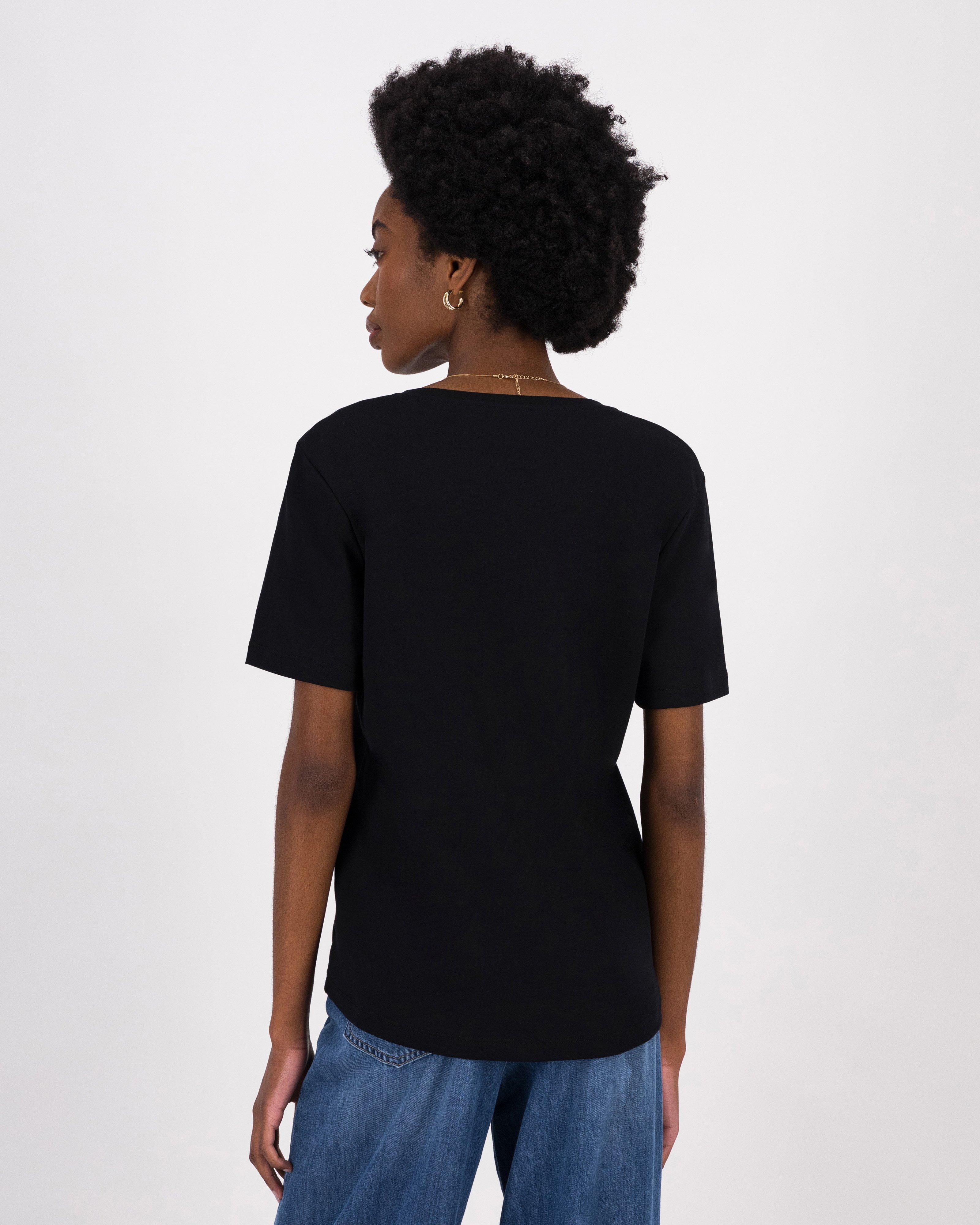 Celine Basic T-Shirt -  Black