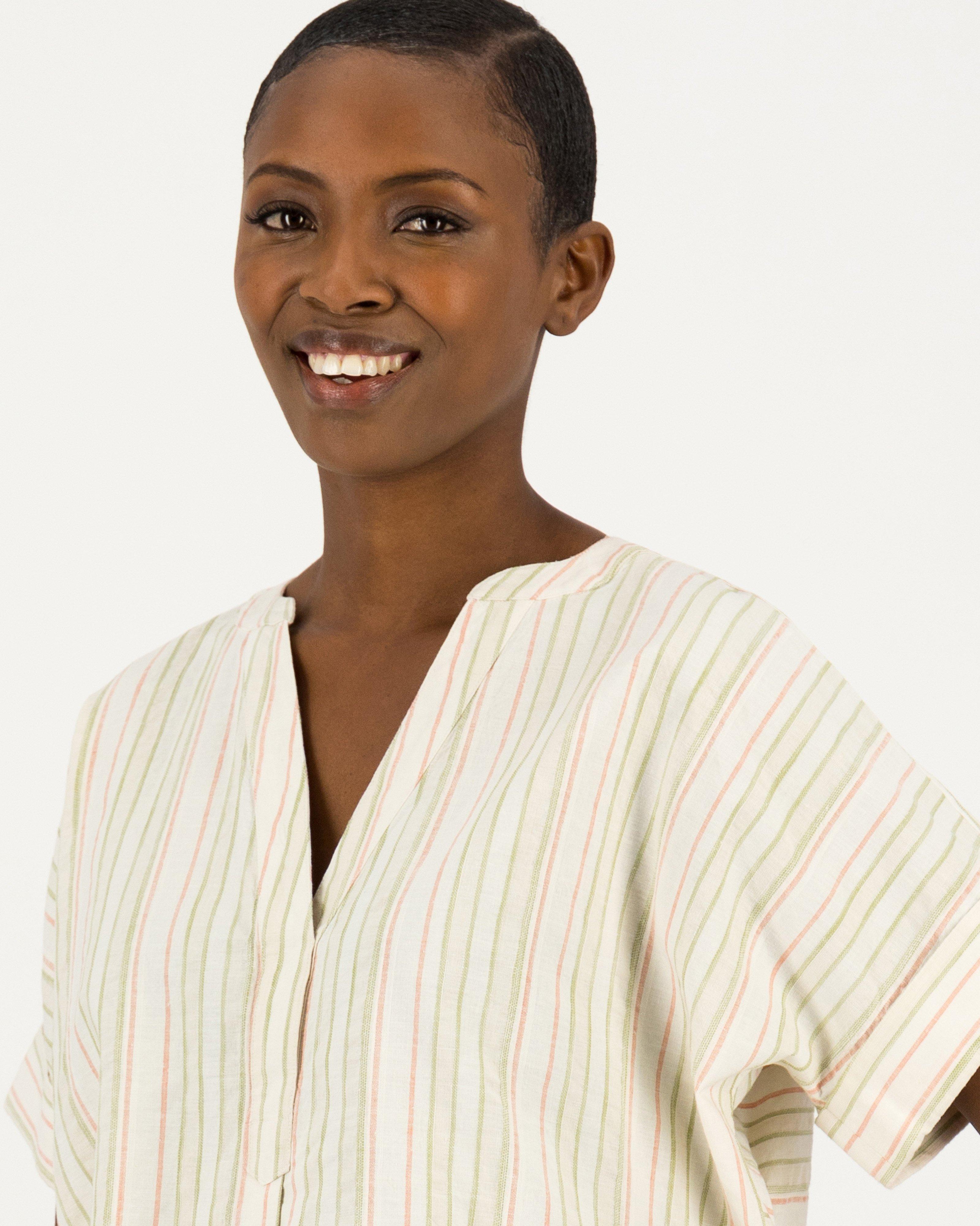 Rare Earth Ladies Claire Pop Over Blouse