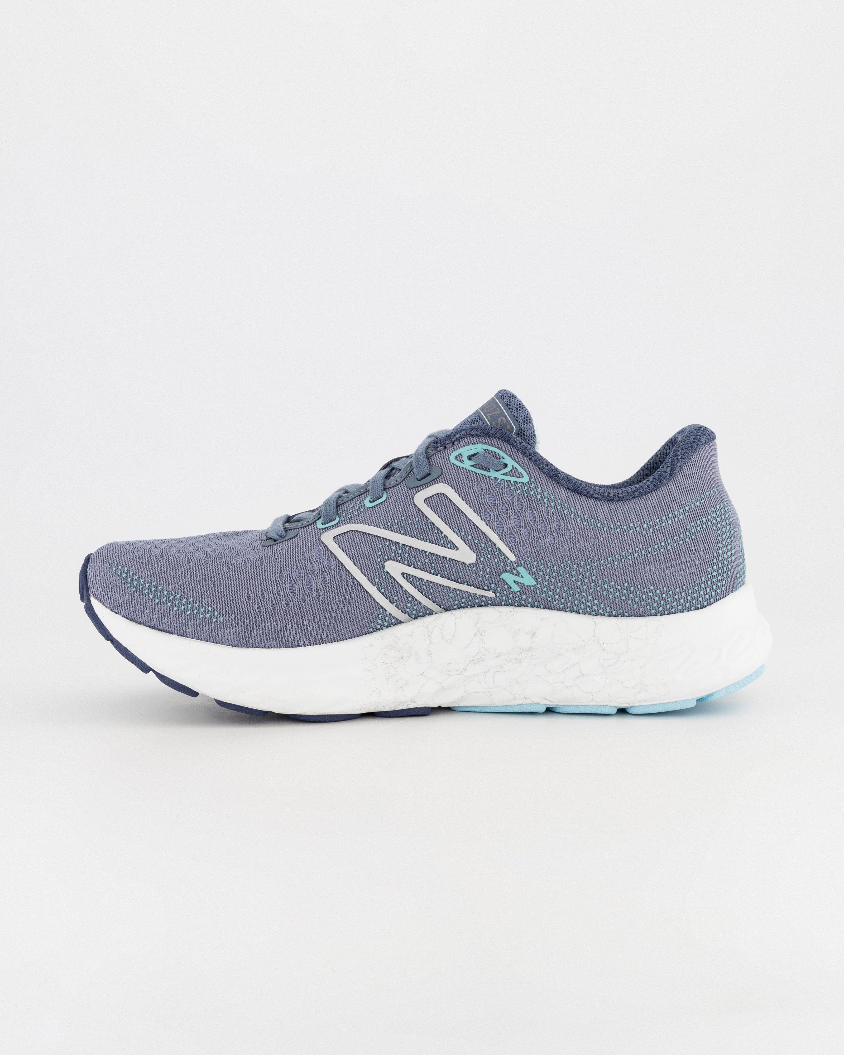 New Balance Women’s Fresh Foam X EVOZ ST Road Running Shoes  -  Grey
