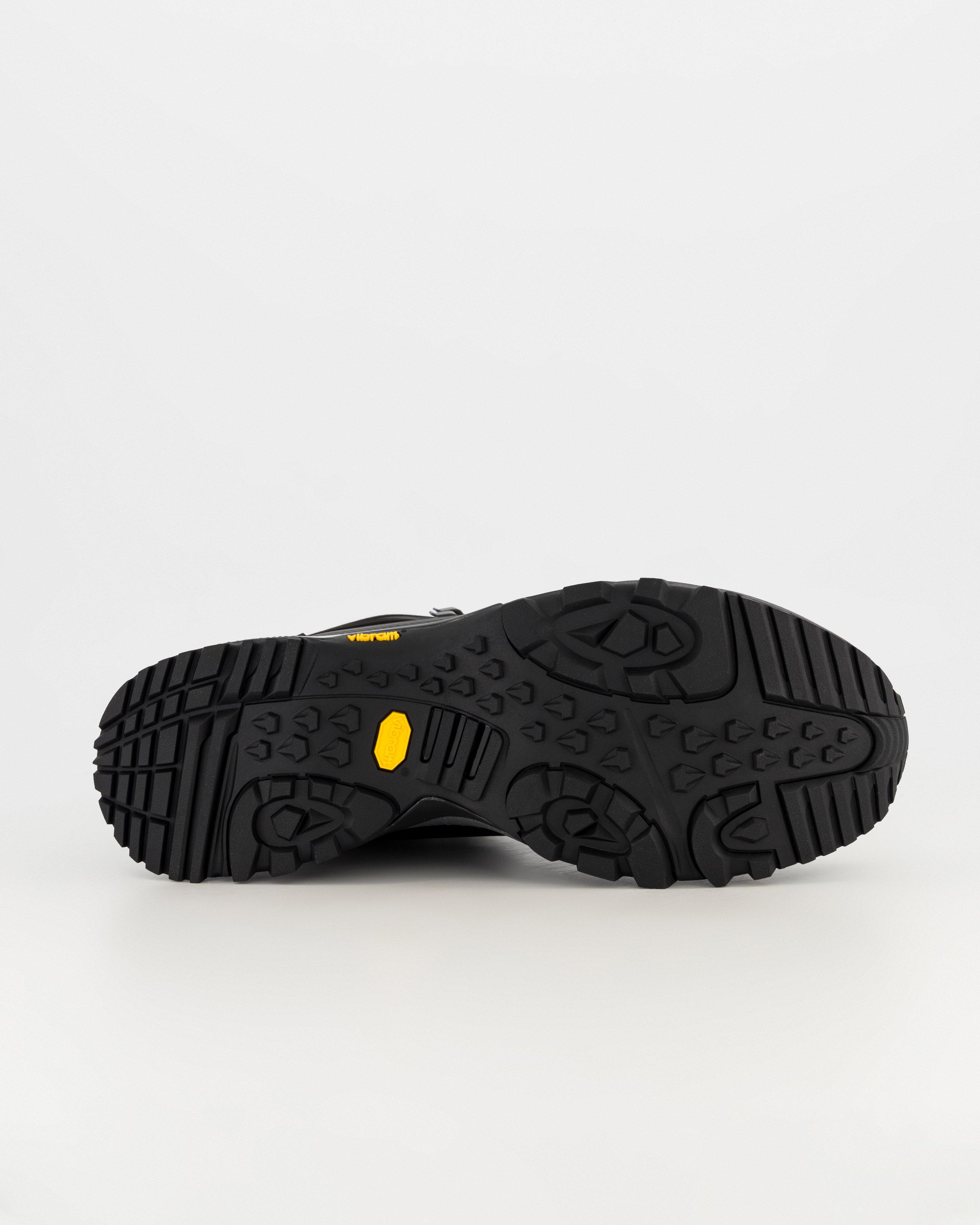 kway hiking boots