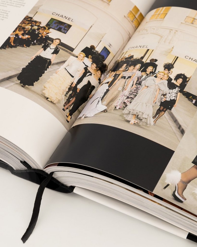 chanel catwalk coffee table books