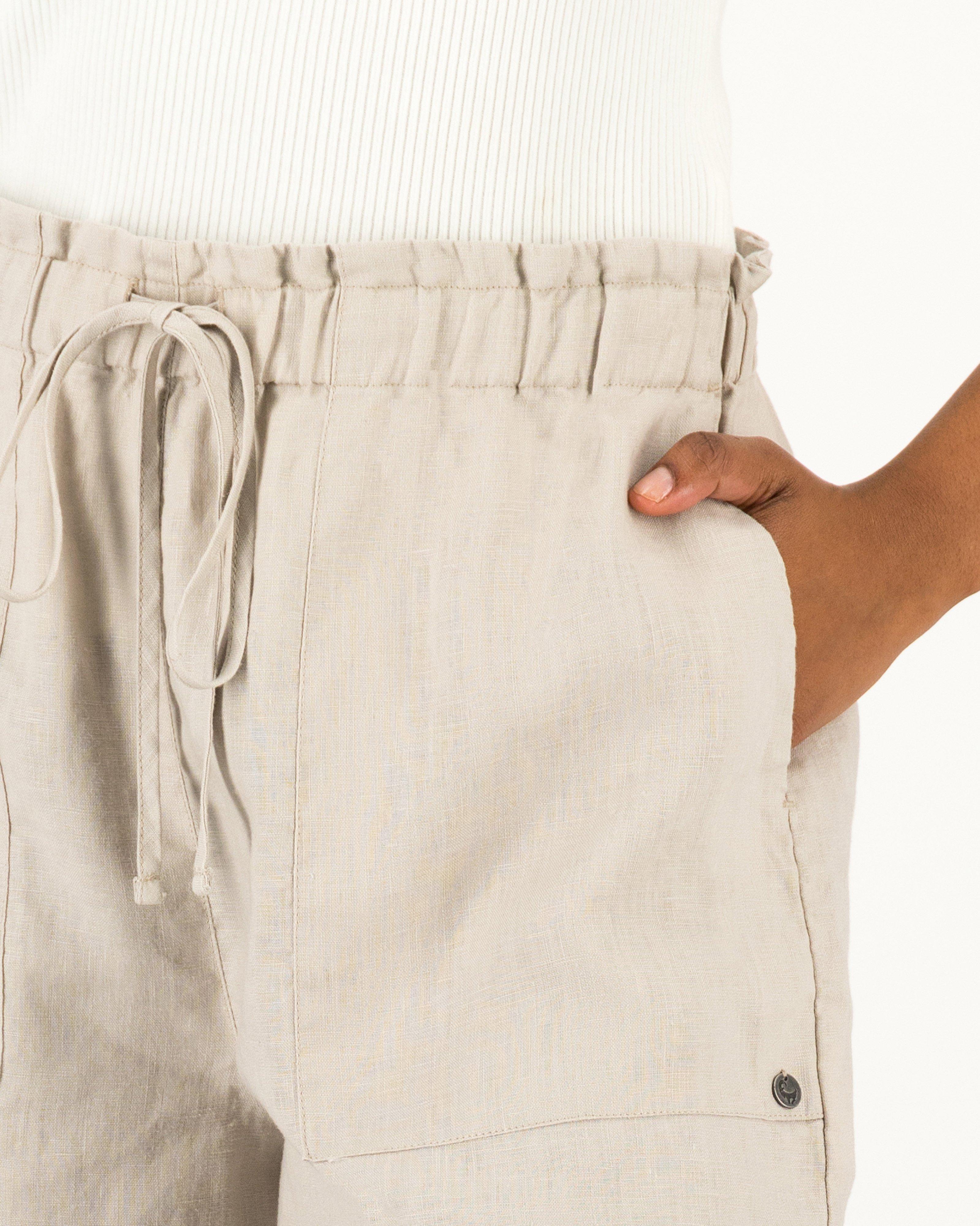 Product Ode: Lunya Linen Shorts - Forbes Vetted