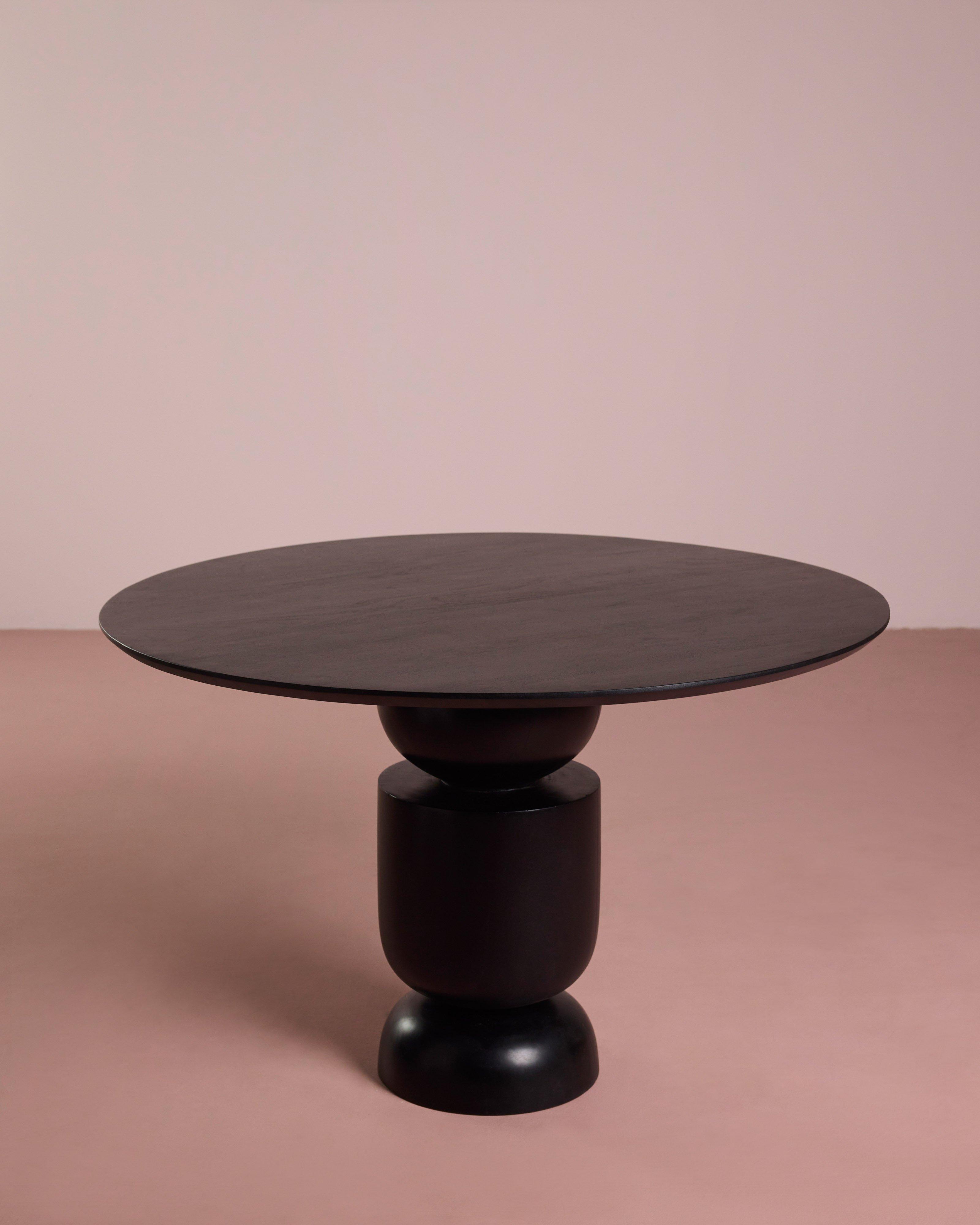 Uma Round Dining Table -  Black