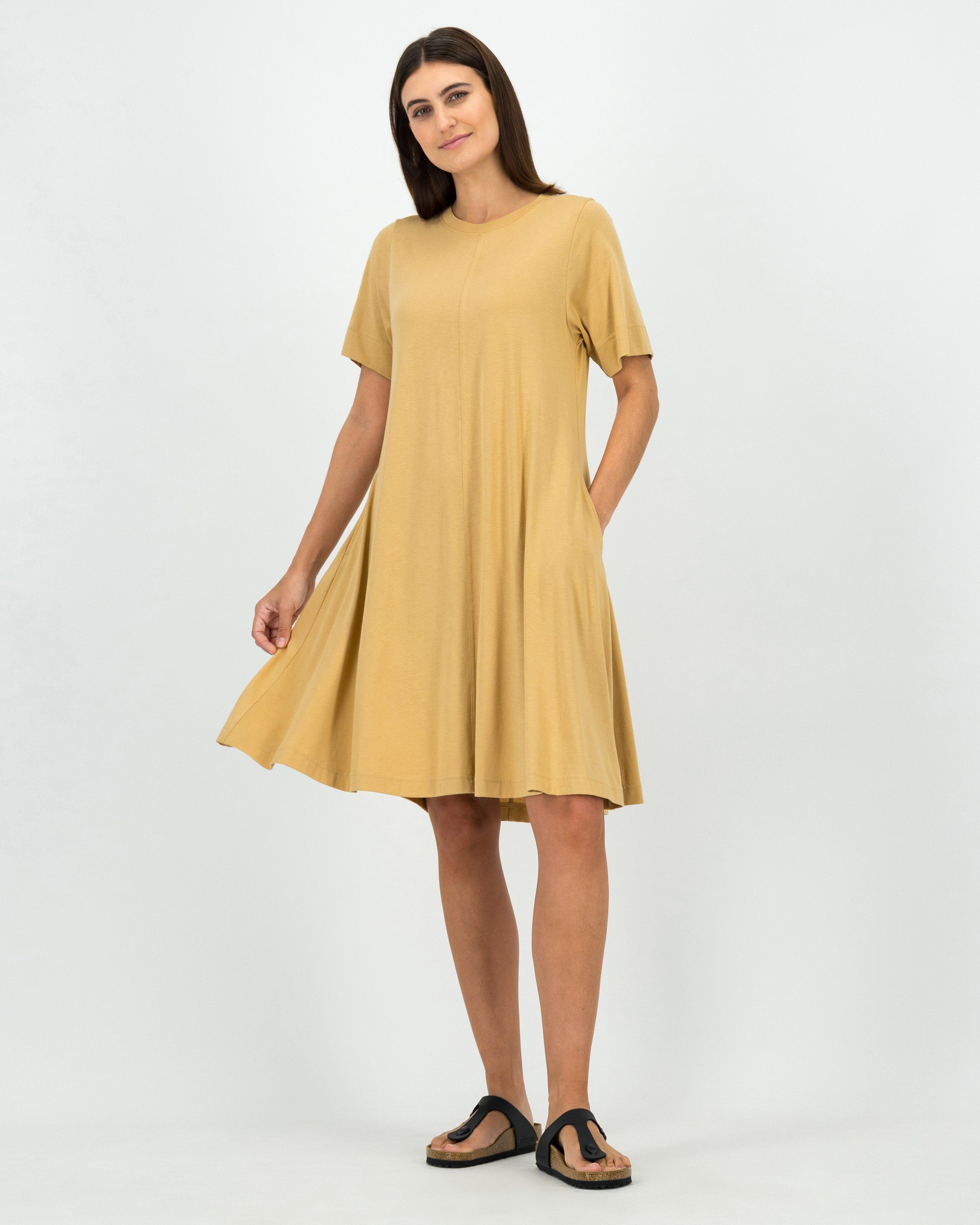 Rare Earth Women’s Chiara Swing Dress -  Camel