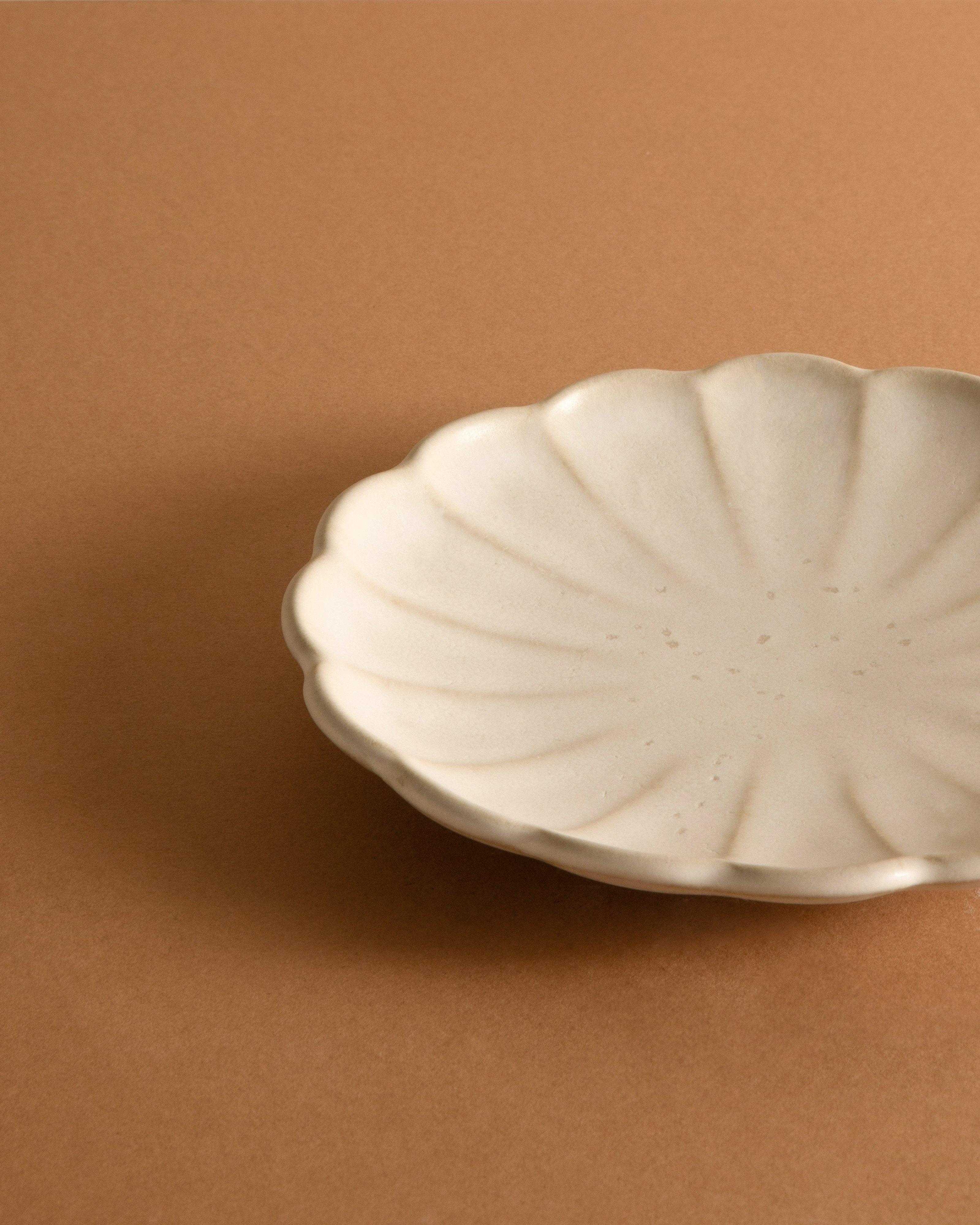 Dalia Small Plate -  Milk