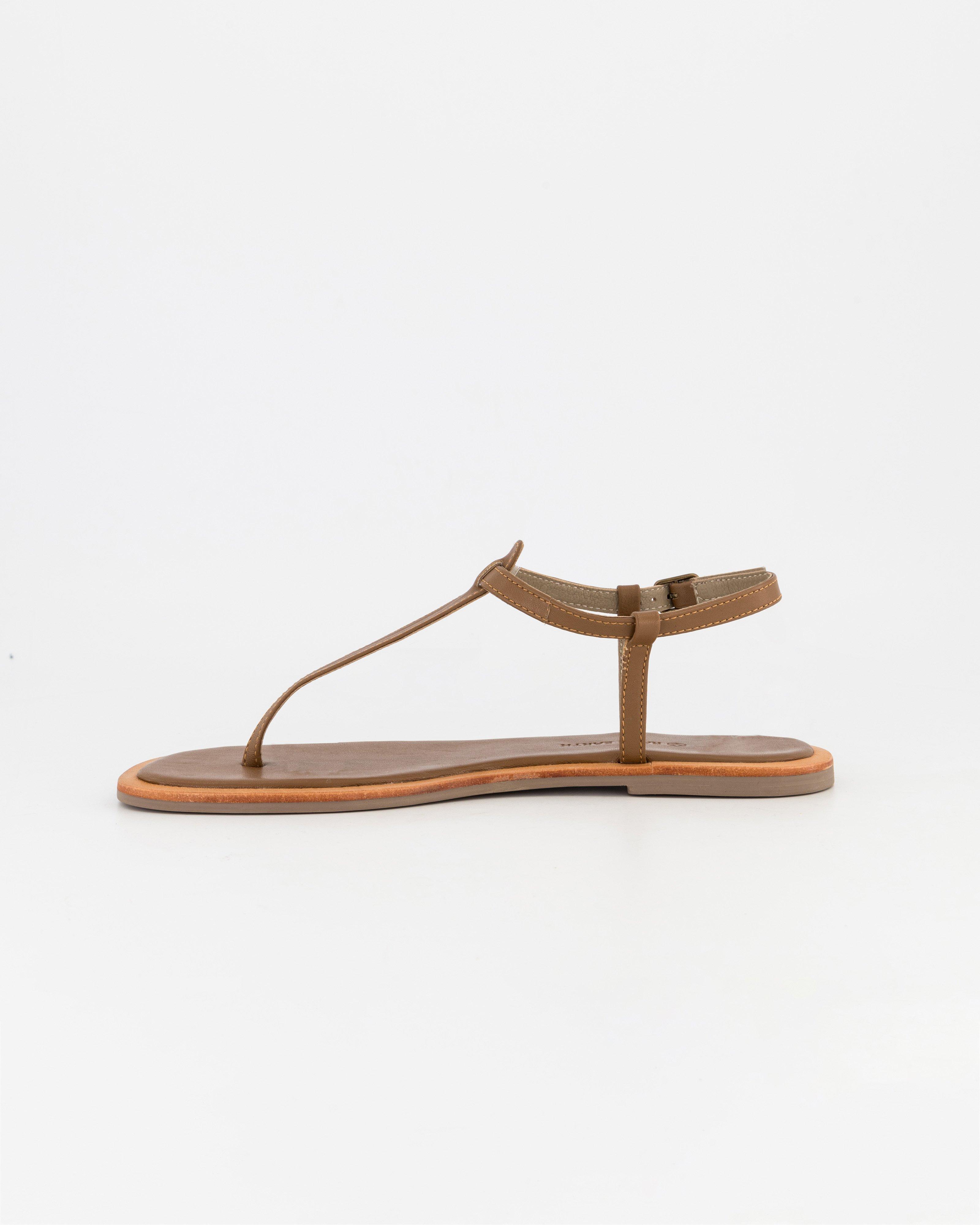 Rare deals earth sandals