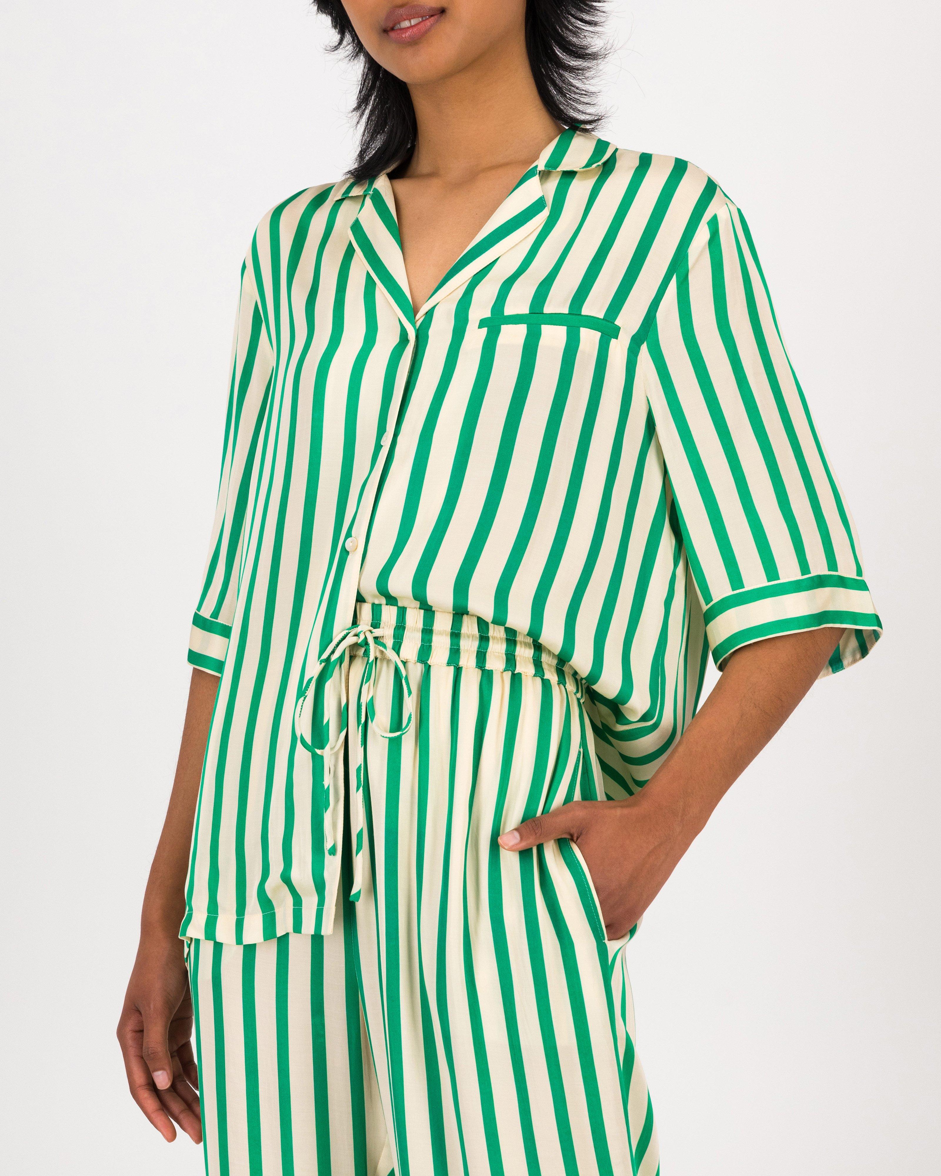 Comfort Meets Style: Tabi Lift From Pastelink - 9r1k6qx