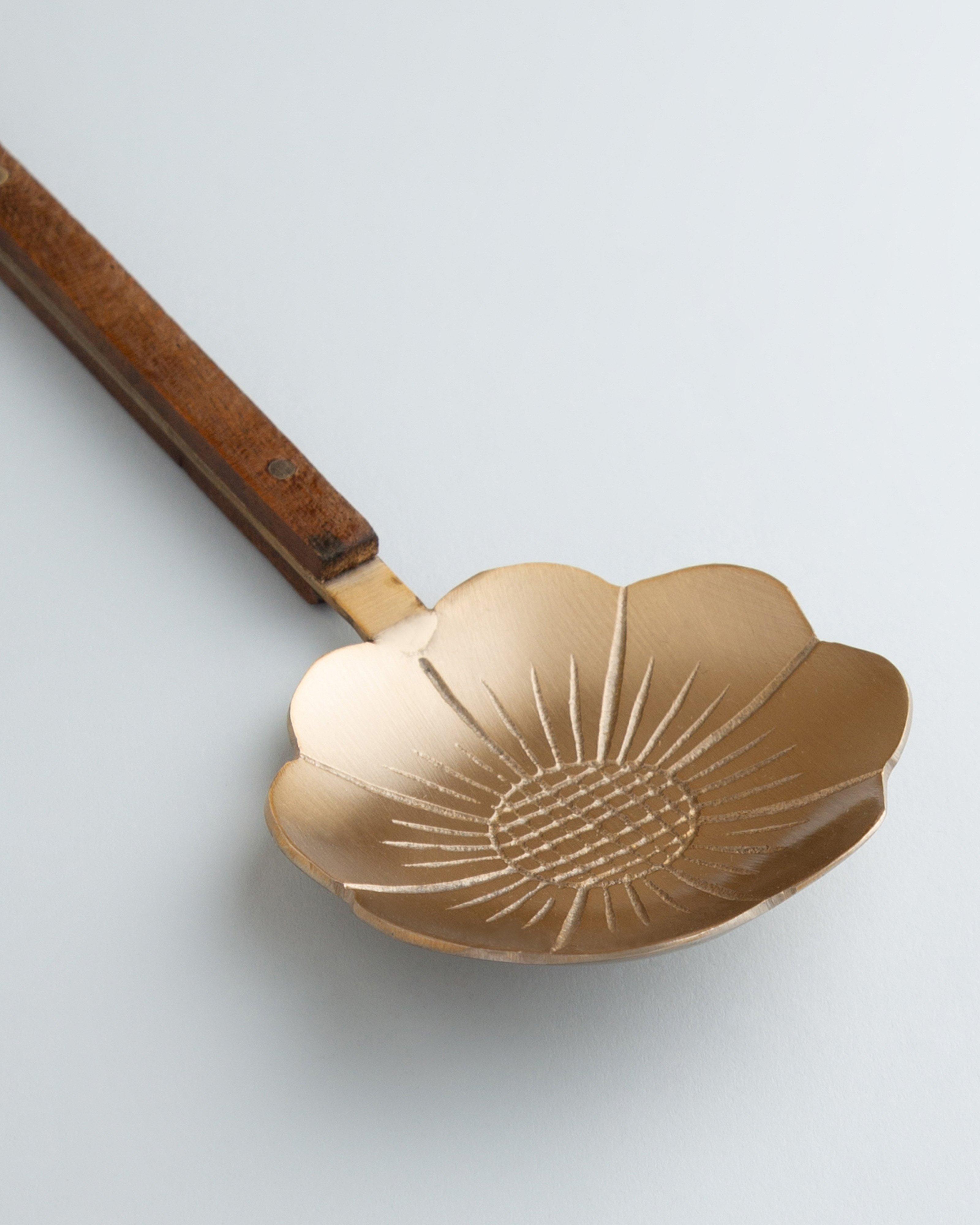 Daisy Single Serving Spoon -  Gold