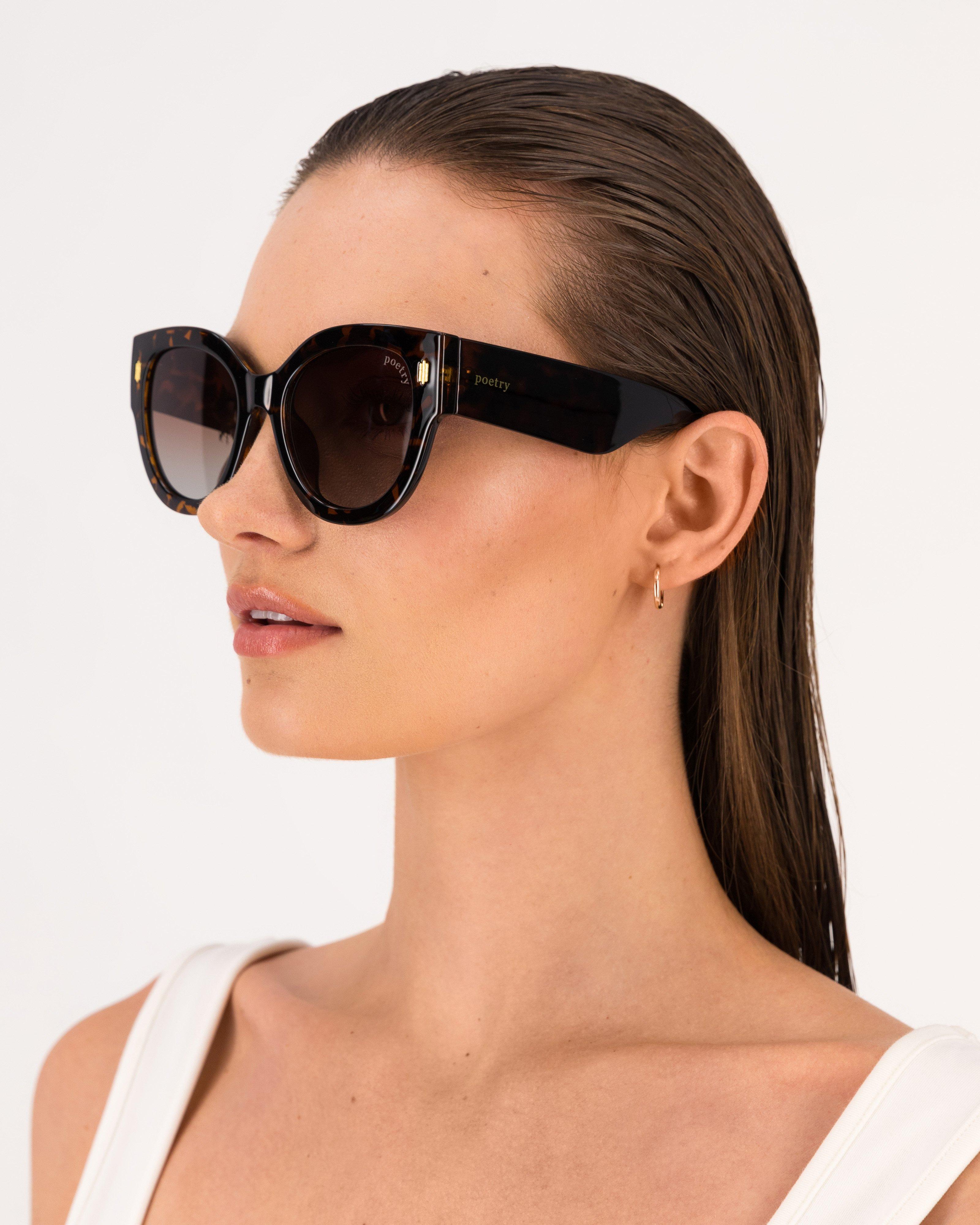 Oversized Round Polarised Sunglasses -  Brown