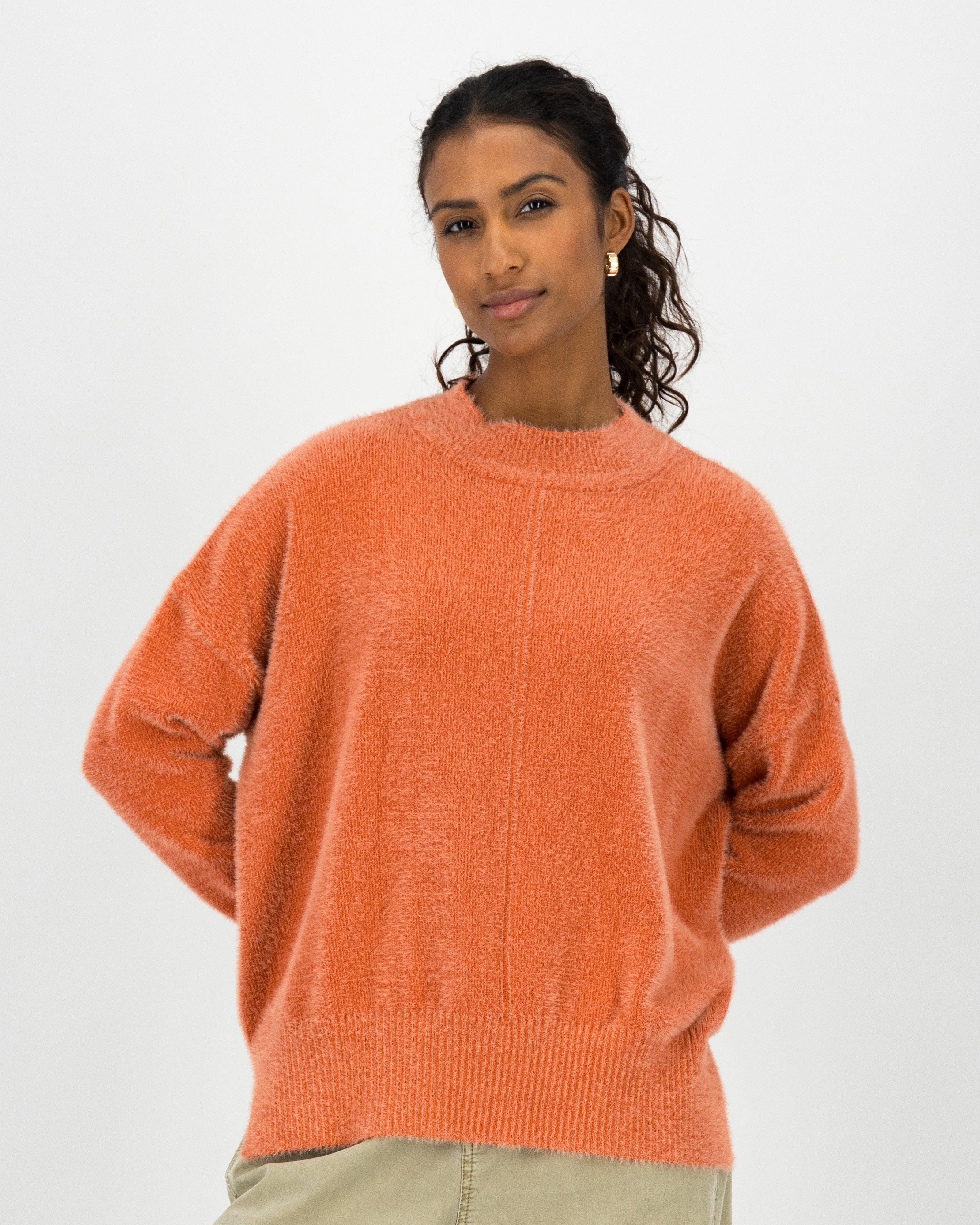 Rare Earth Women’s Fluffy Crew Neck Knit Cape Union Mart