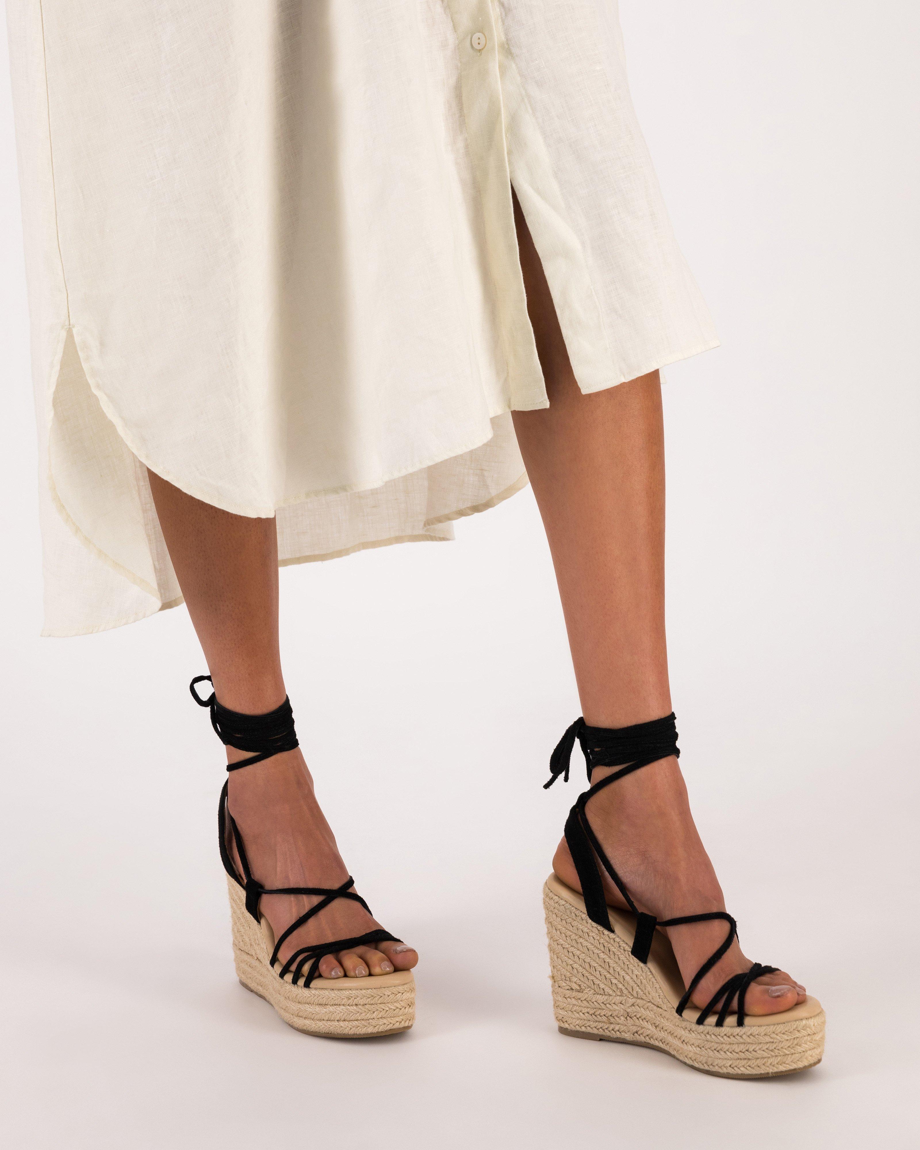 Molly Wedge -  Black