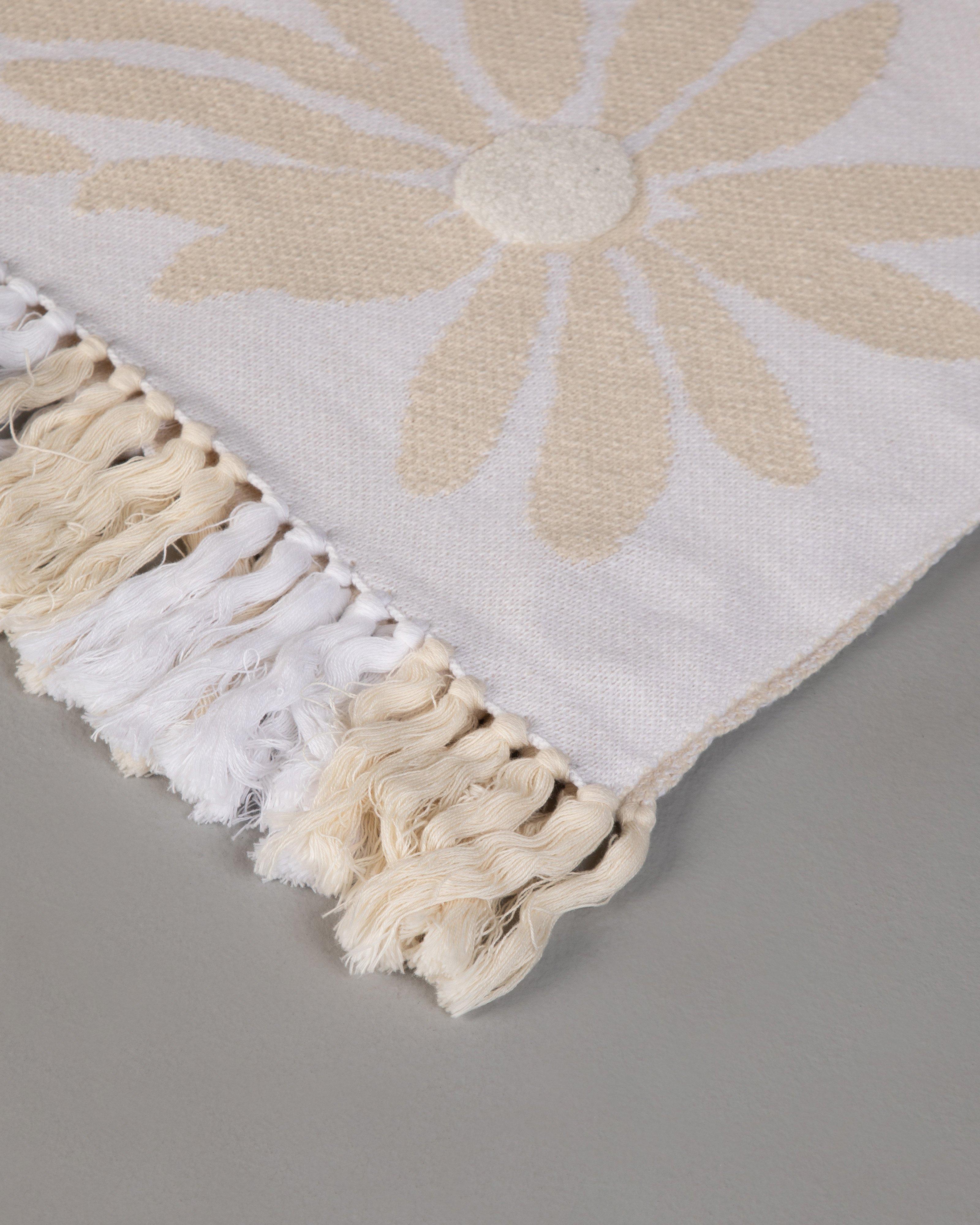 Milk Daisy Throw Poetry Clothing Store