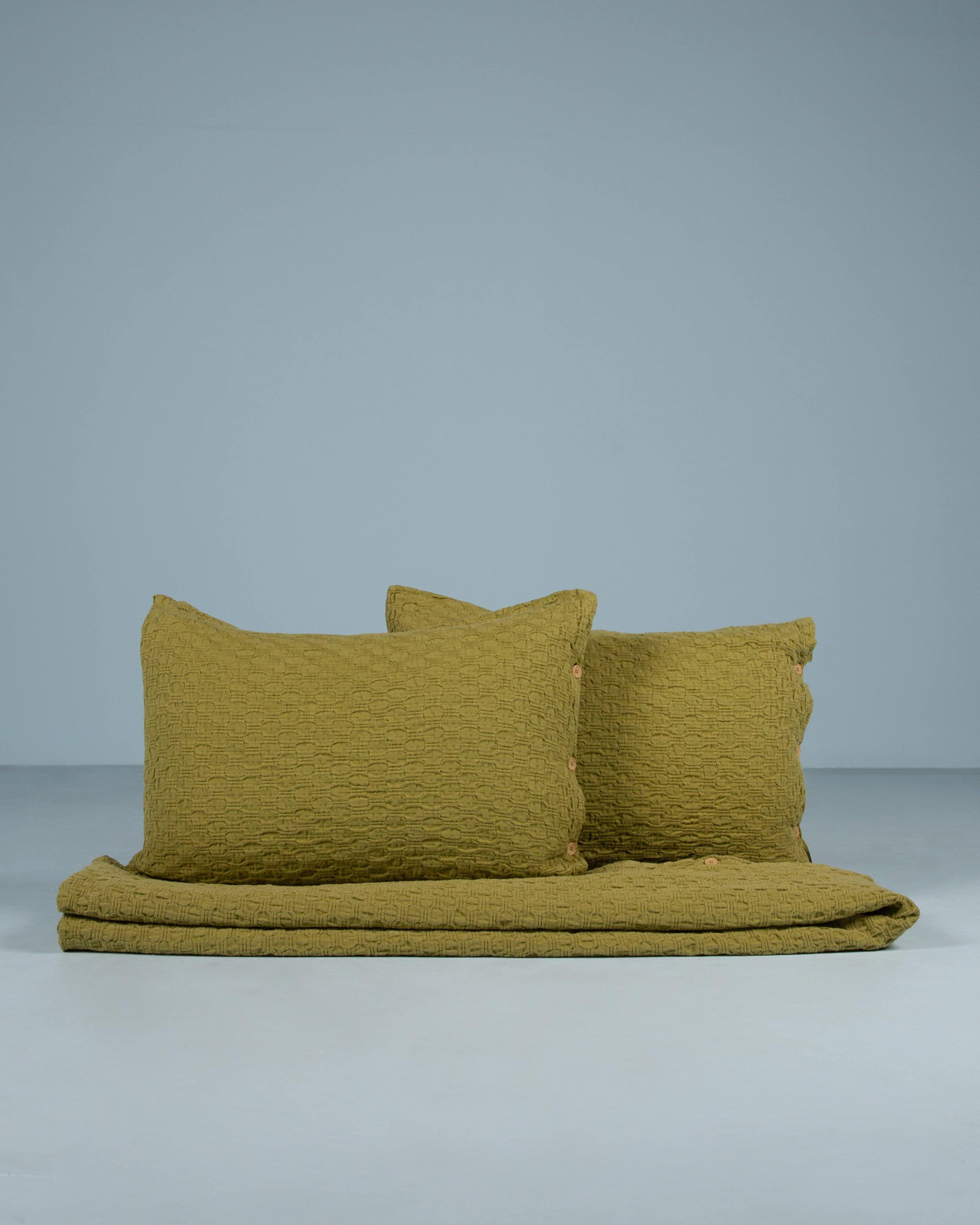 Ama Textured Queen Duvet and Pillow Set -  Green