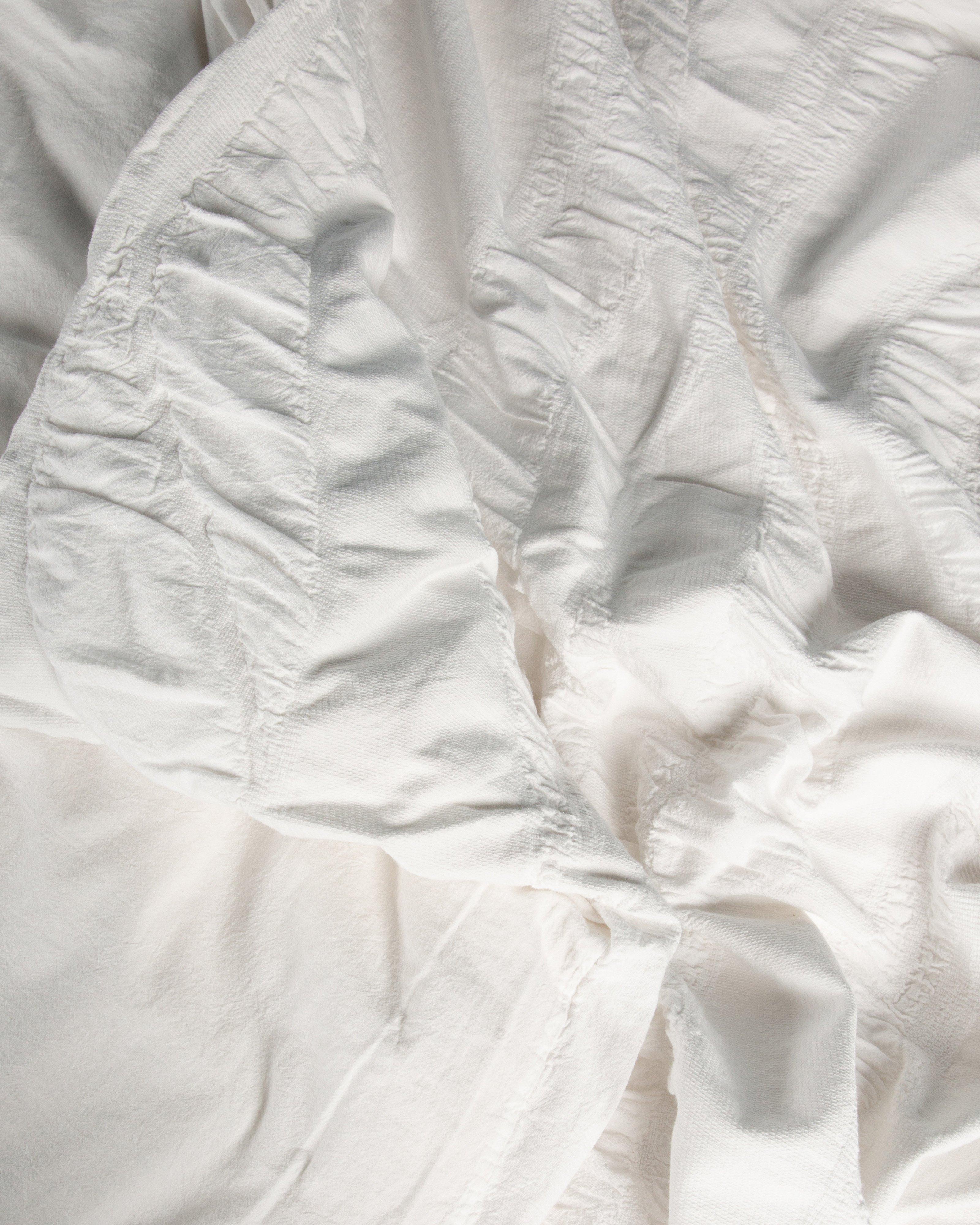 Ariel Textured Duvet Set and Pillows Queen -  White
