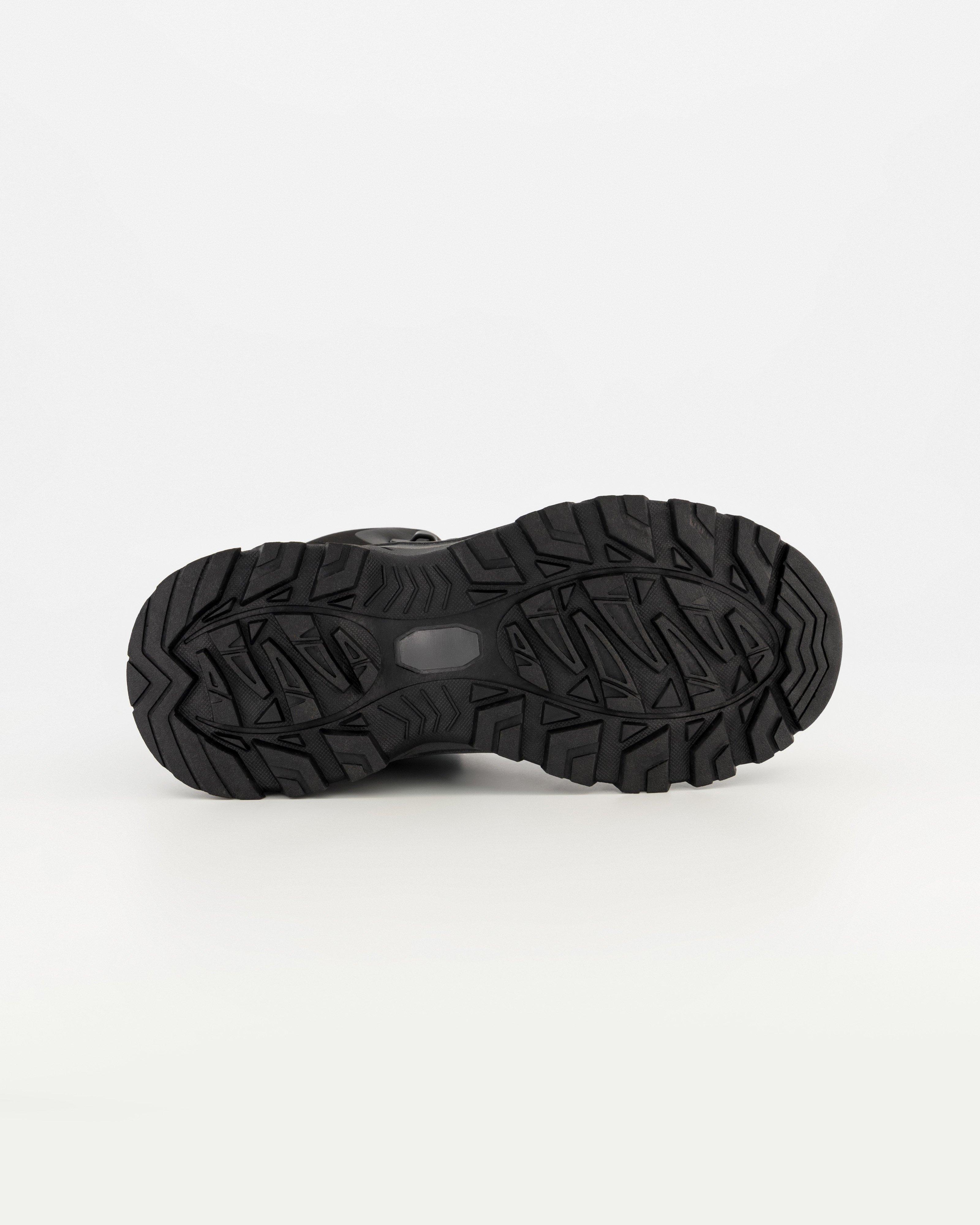 kway hiking boots