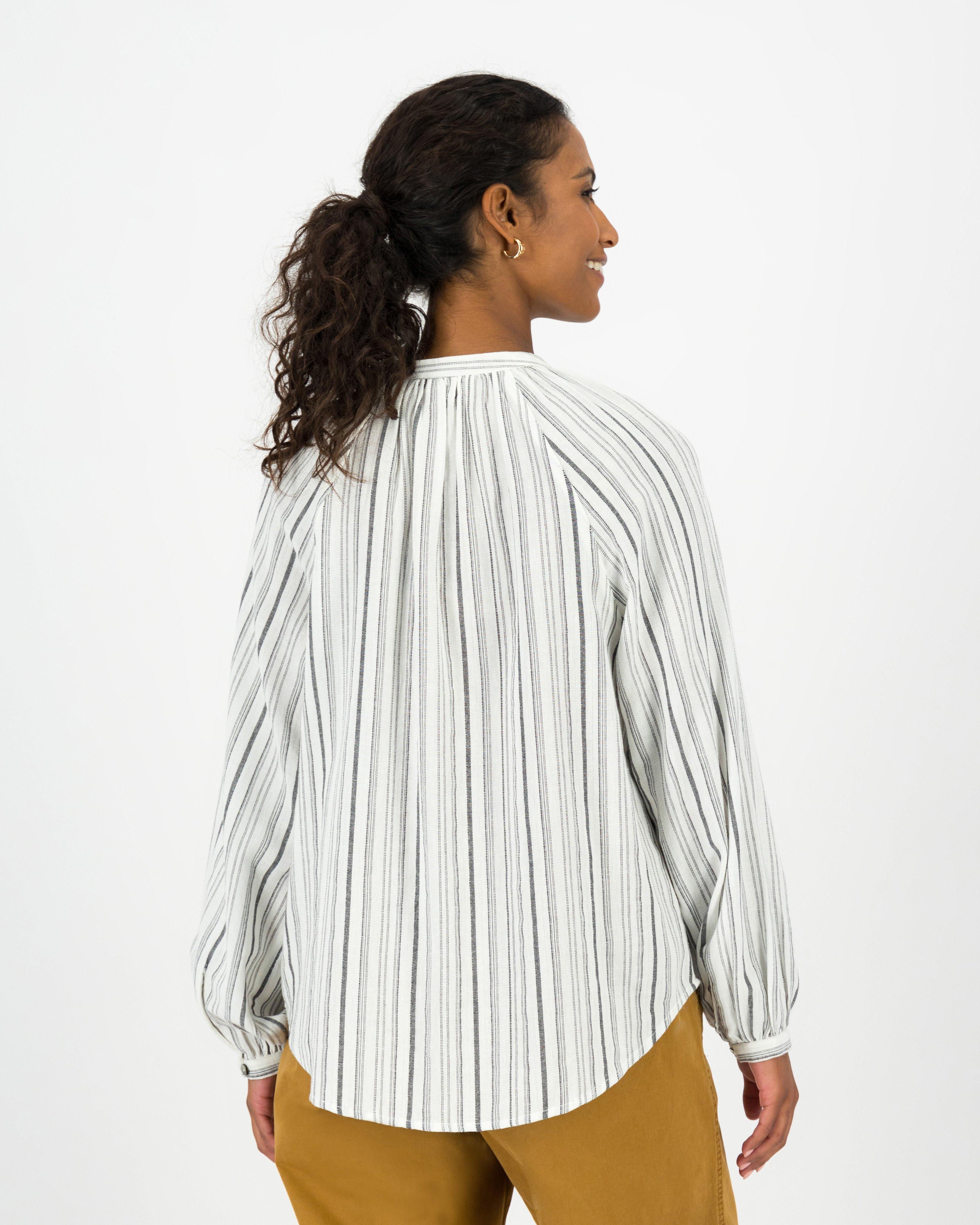 Rare Earth Women’s Micha Stripe Blouse -  Milk