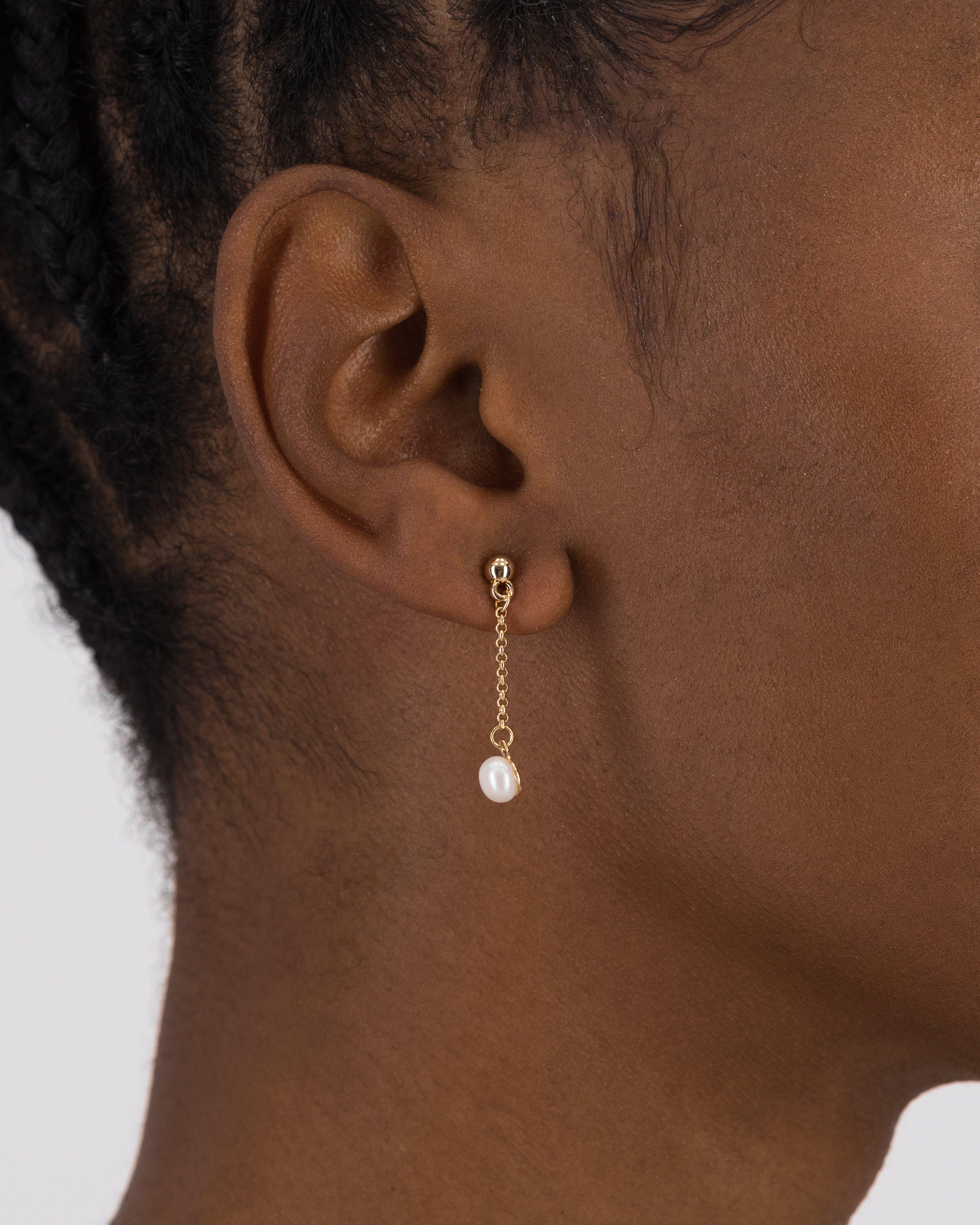 Interest Shell and Pearl Earring Pack -  Milk