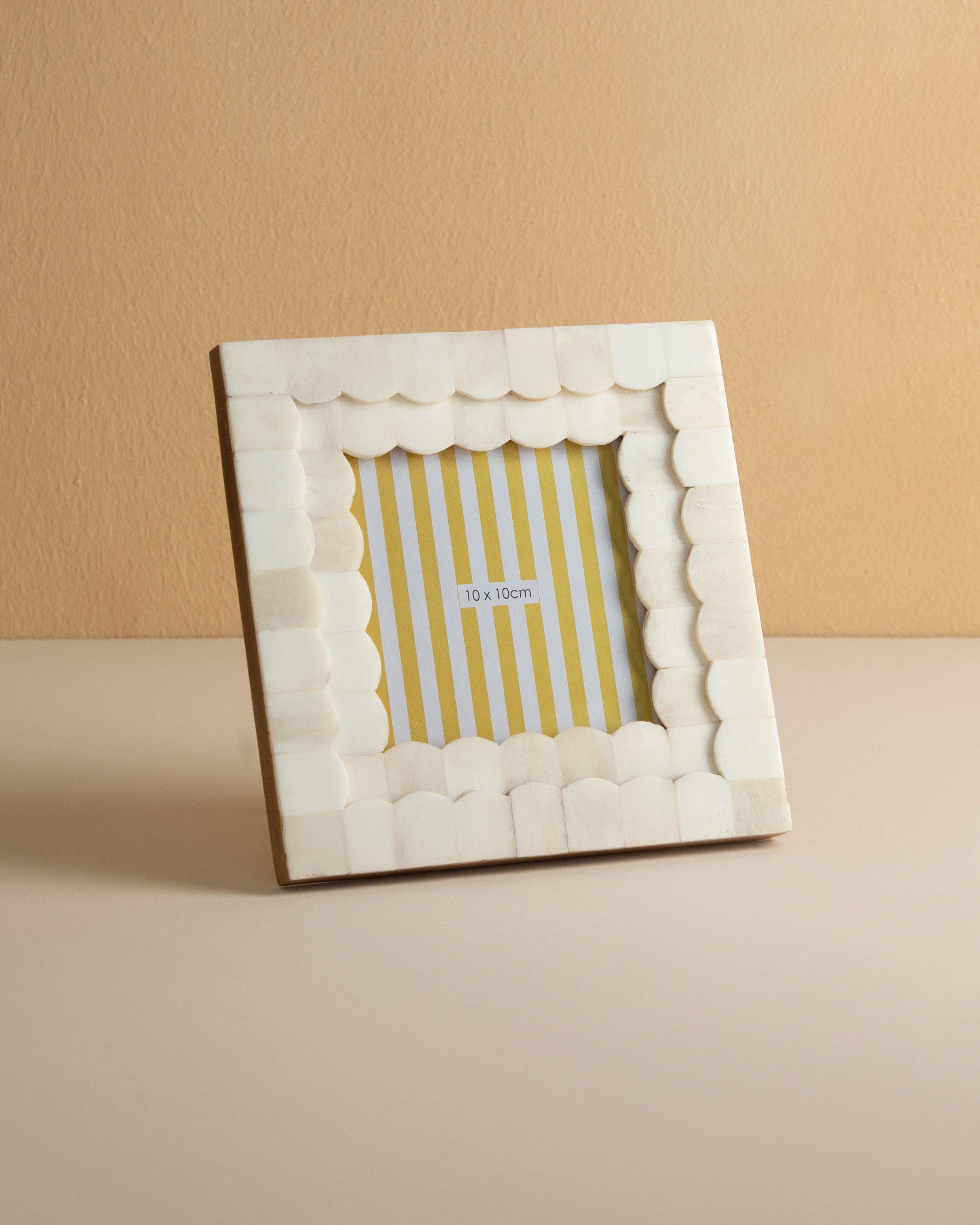 Two Tier Bone Scallop Frame -  Milk