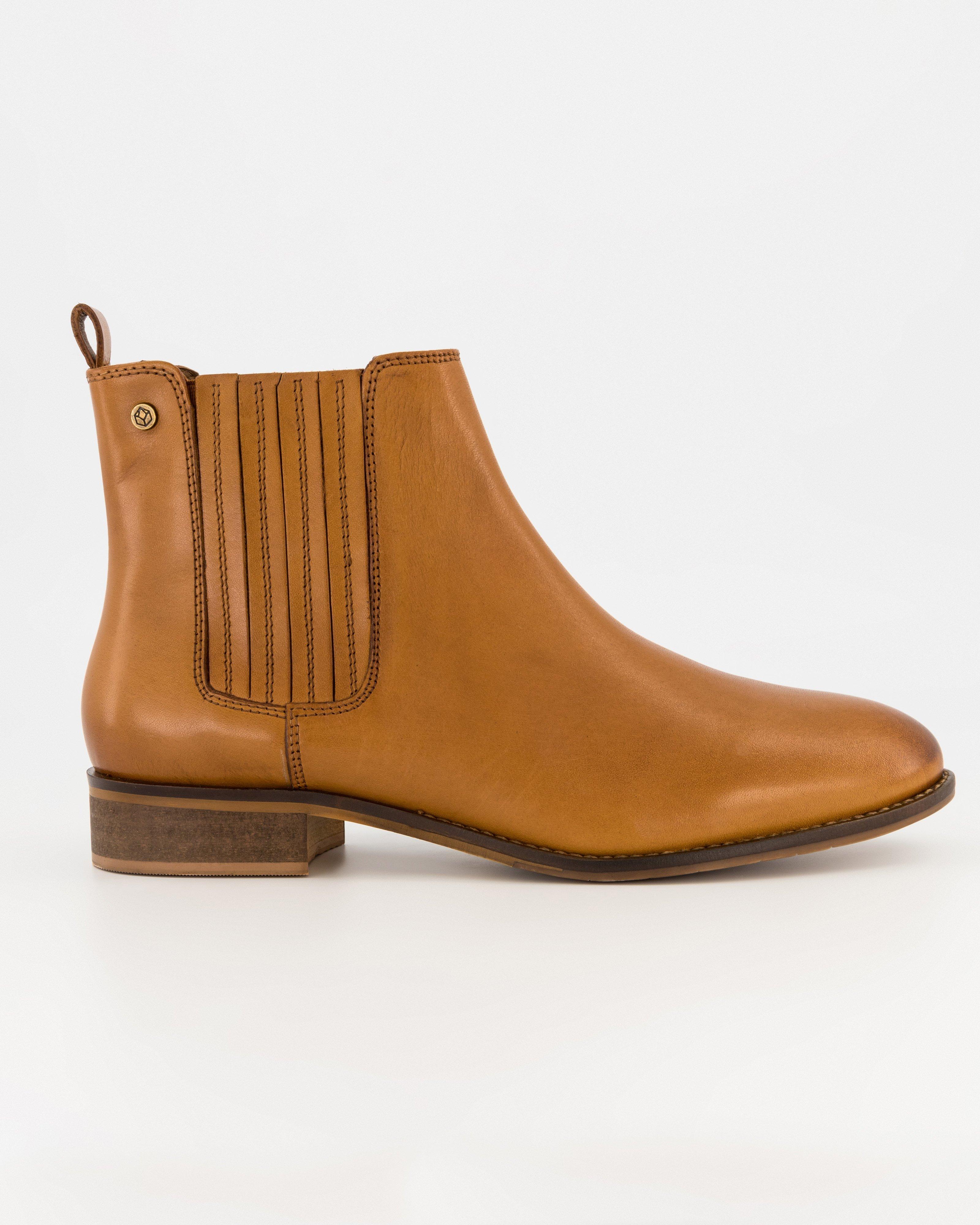 Rare Earth Women’s Donna II Chelsea Boots -  Tan