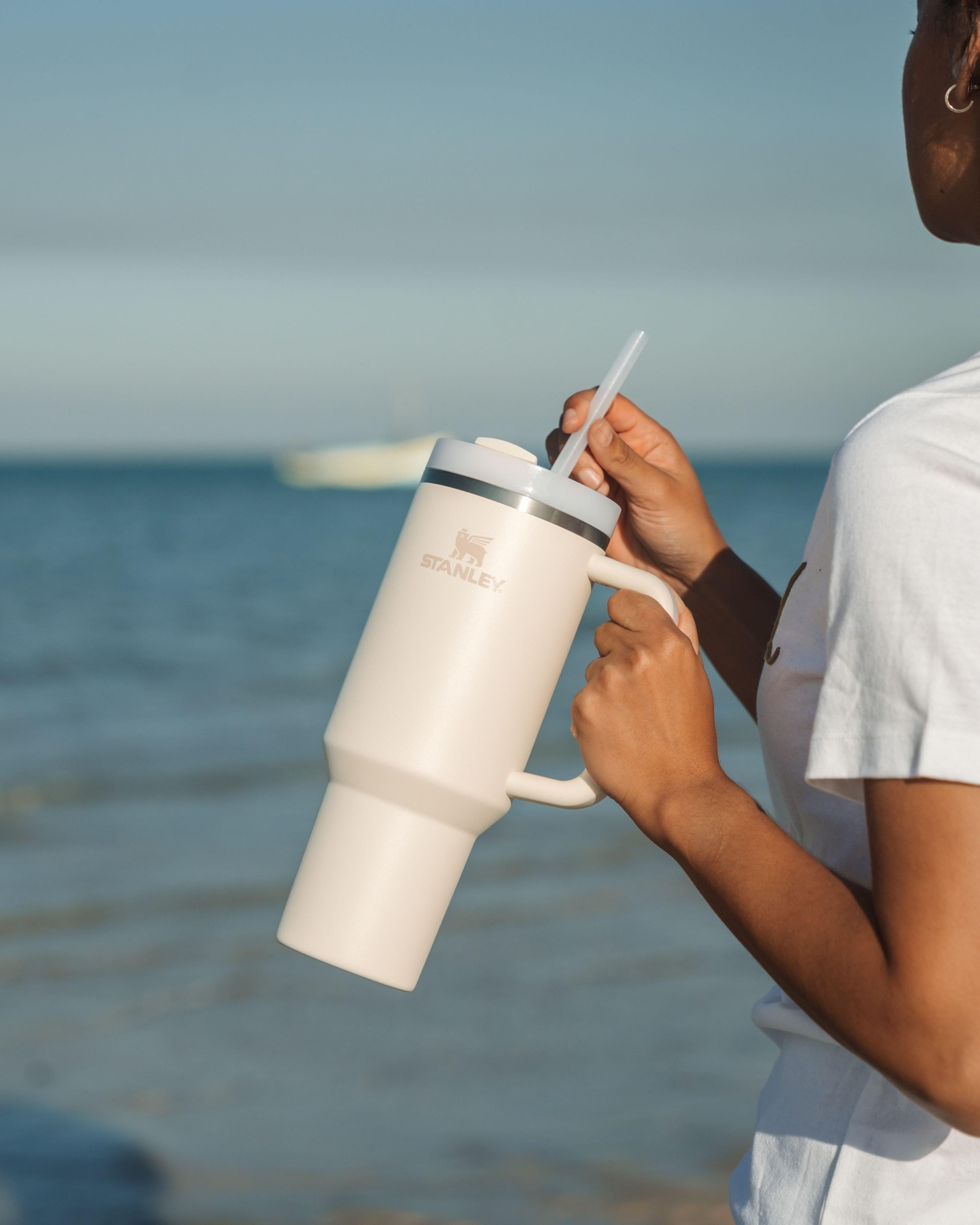 Stanley 1.18L FlowState Quencher Cape Union Mart