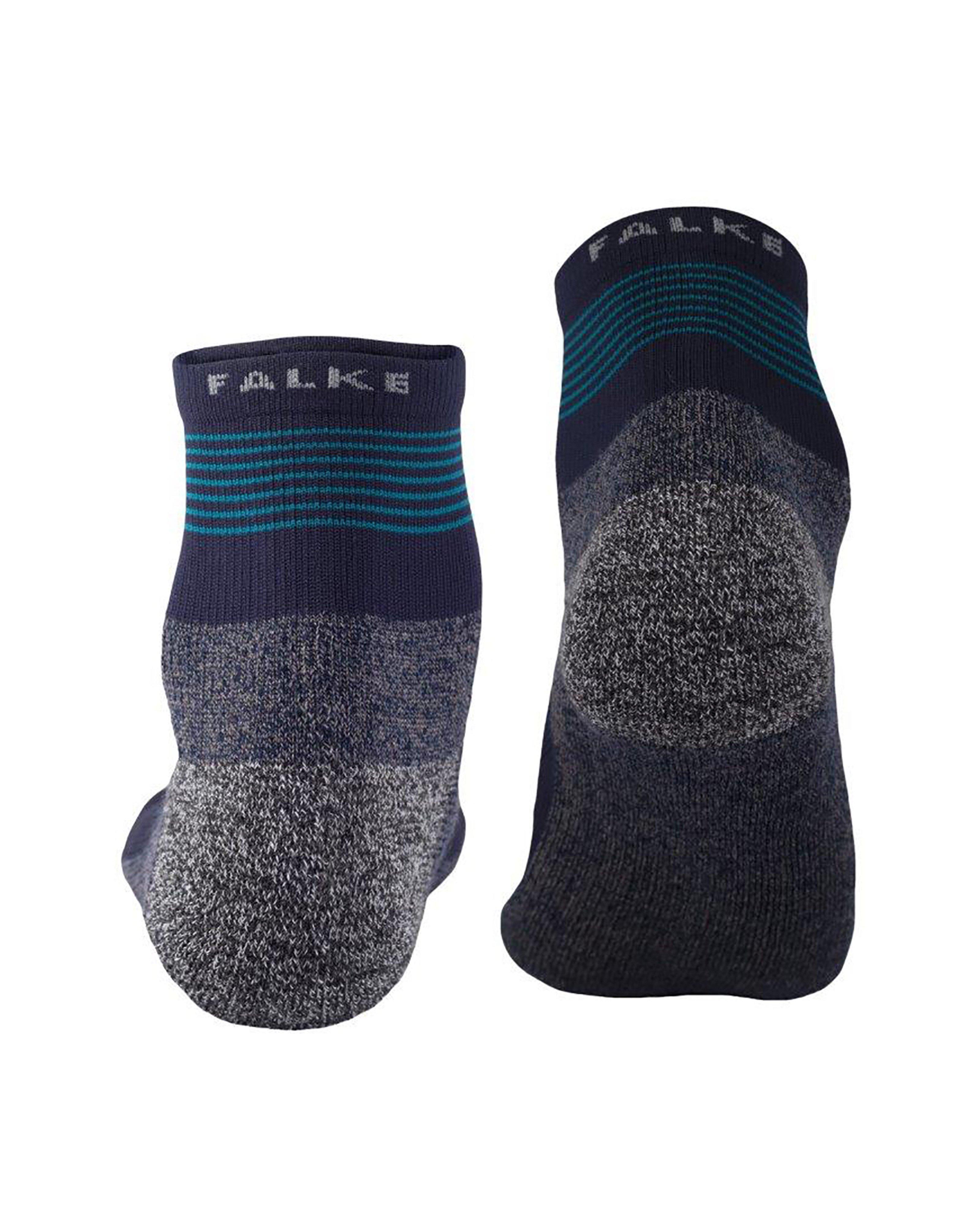 FALKE Socken Mighty Nest (1-Paar) Airport Mit Modischem Design