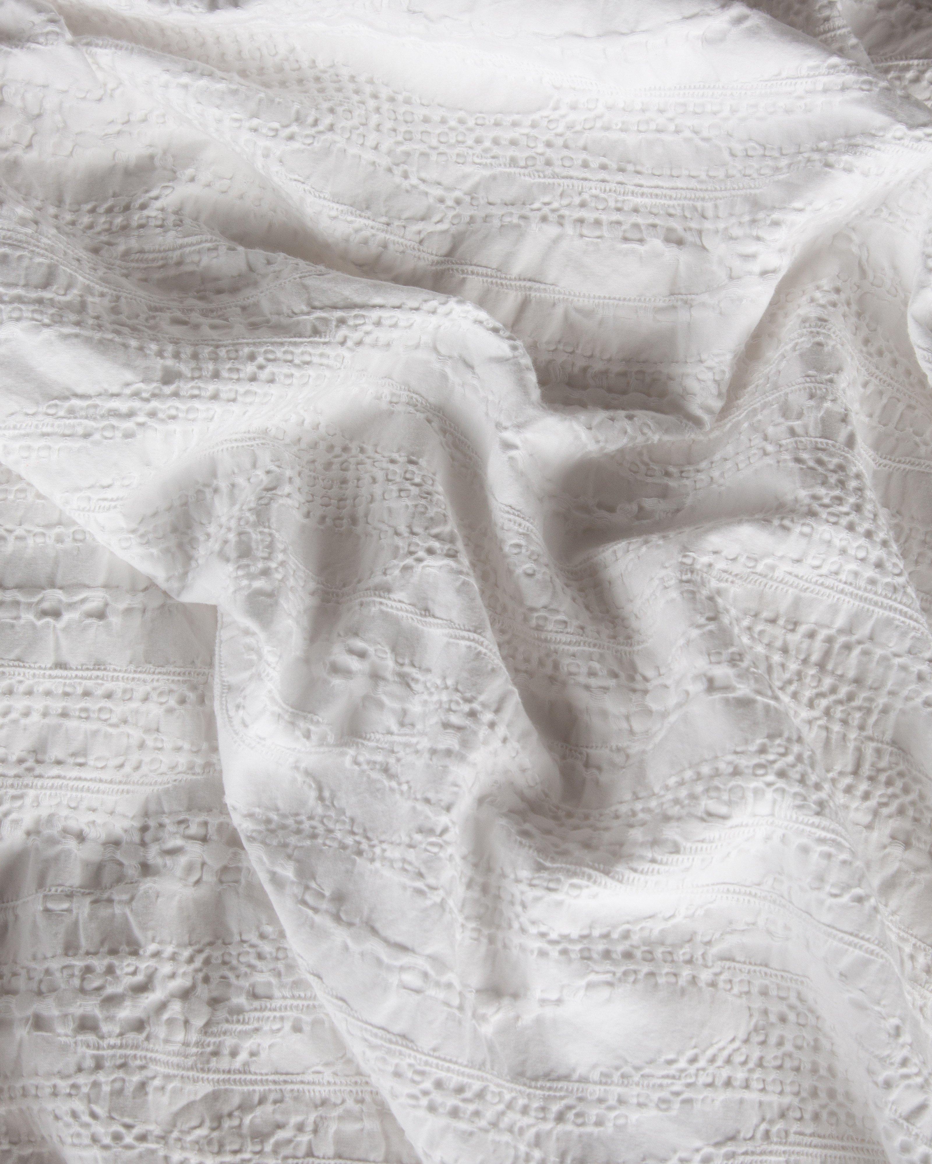 Favo Textured Queen Bedding Set -  White