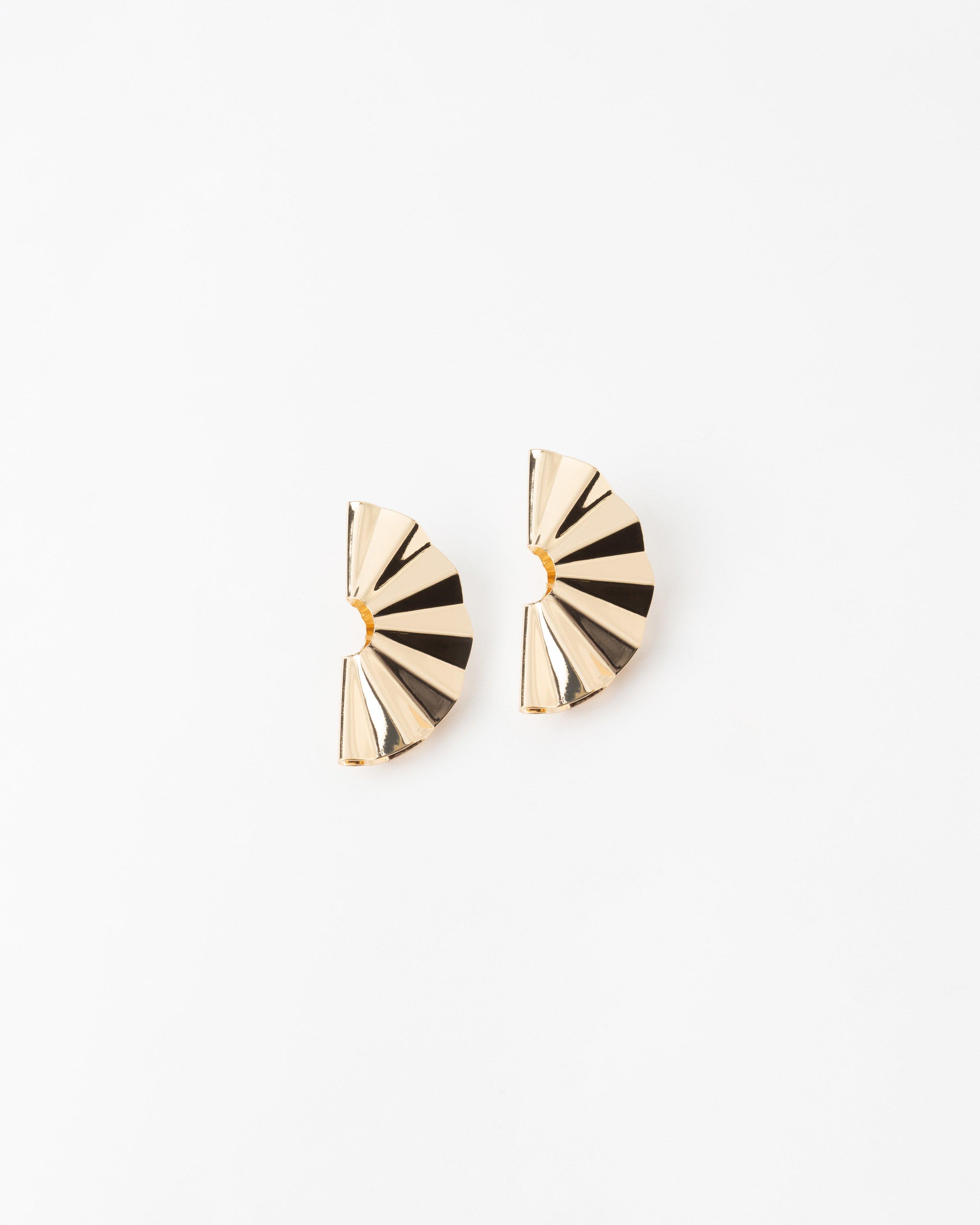 Shiny Curved Metal Fan Statement Earrings -  Gold