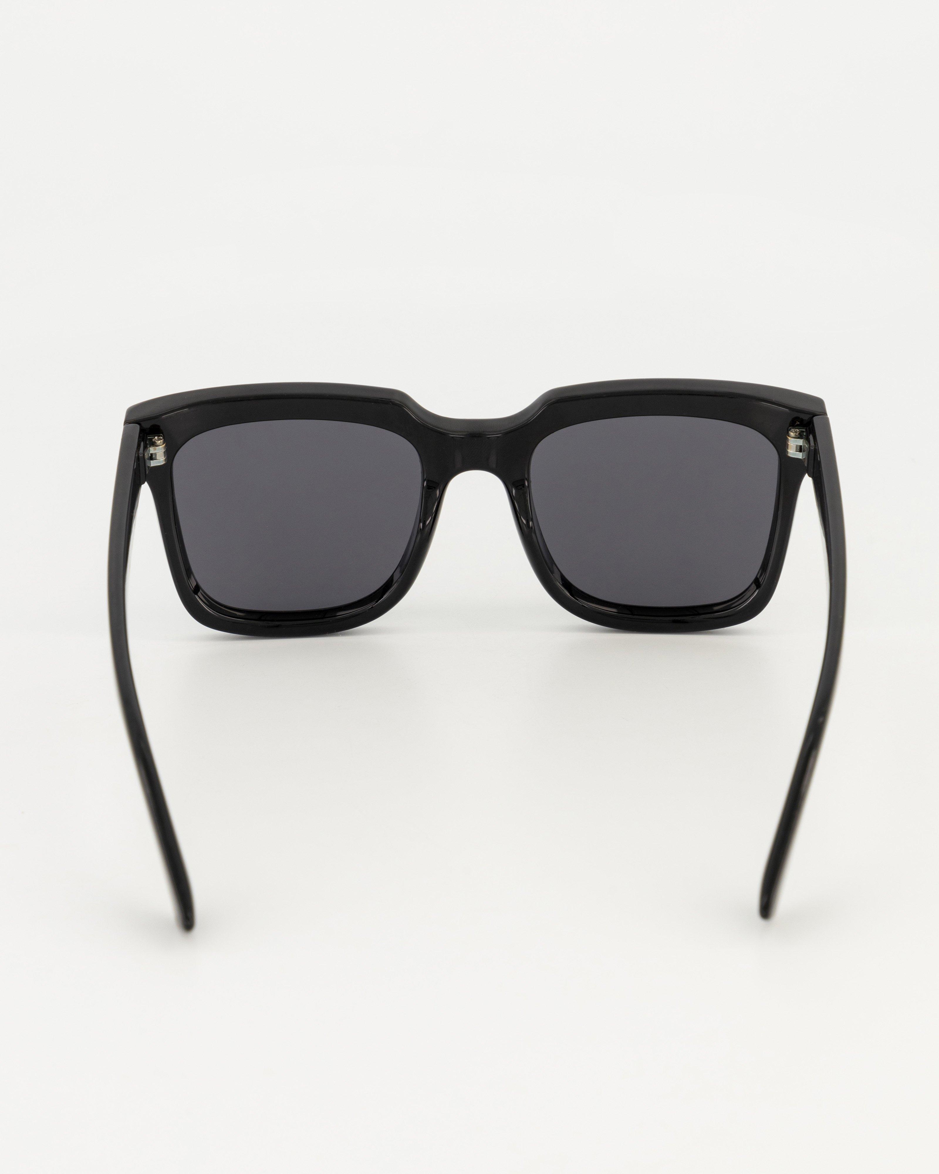 Rare Earth Women’s Katie Sunglasses -  Black