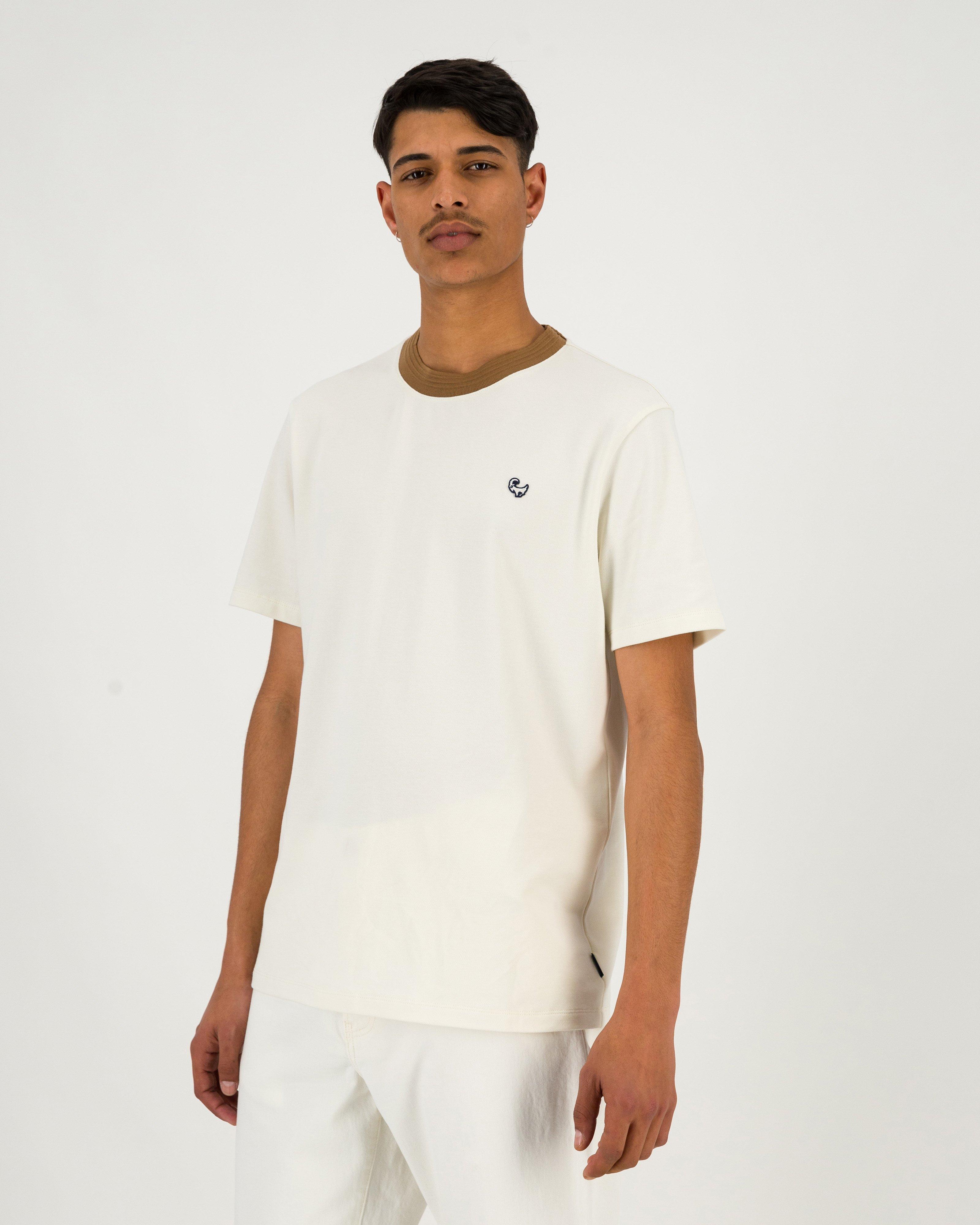  Men’s Sasha Relaxed Fit Tipped Pique T-Shirt  -  Milk