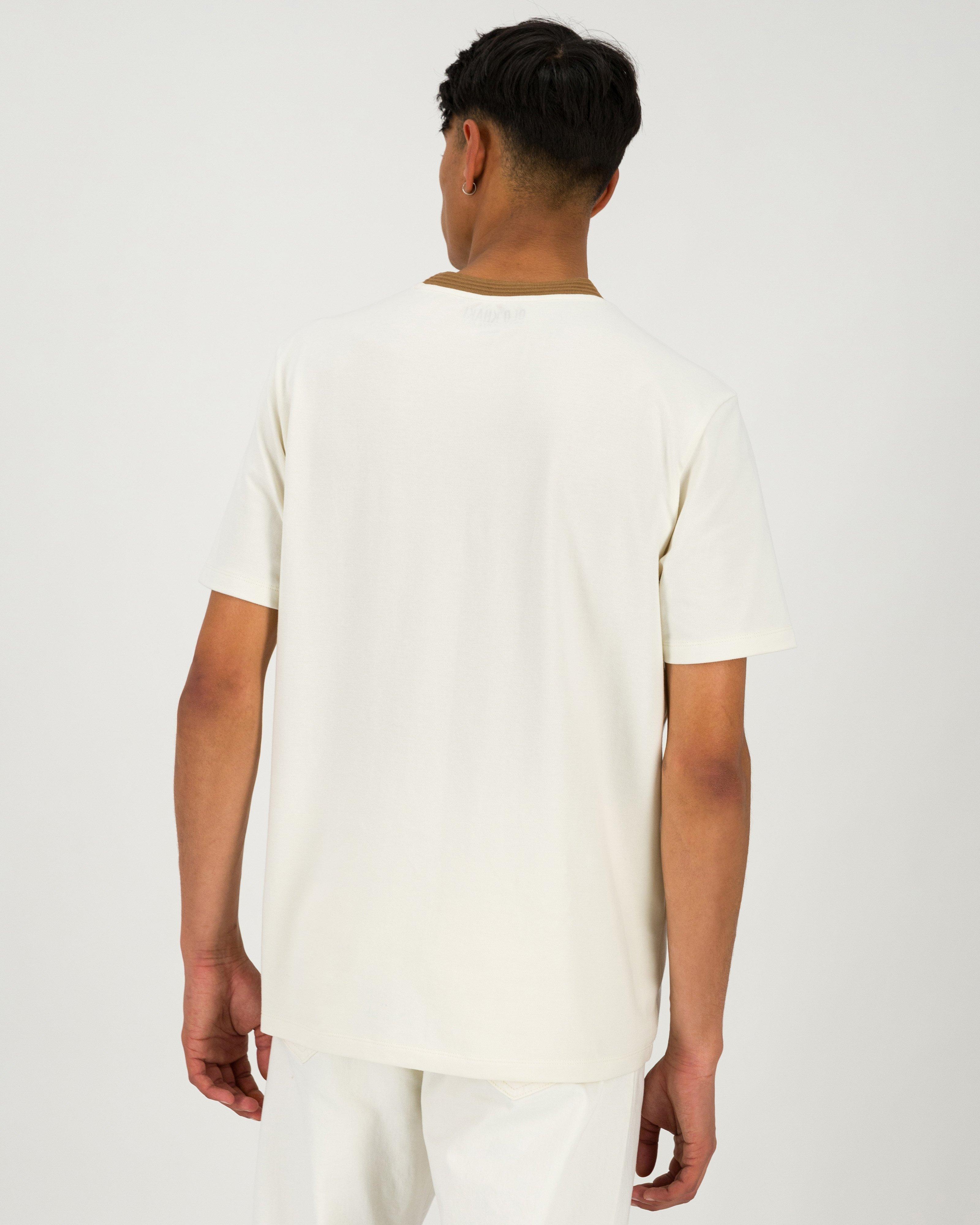  Men’s Sasha Relaxed Fit Tipped Pique T-Shirt  -  Milk