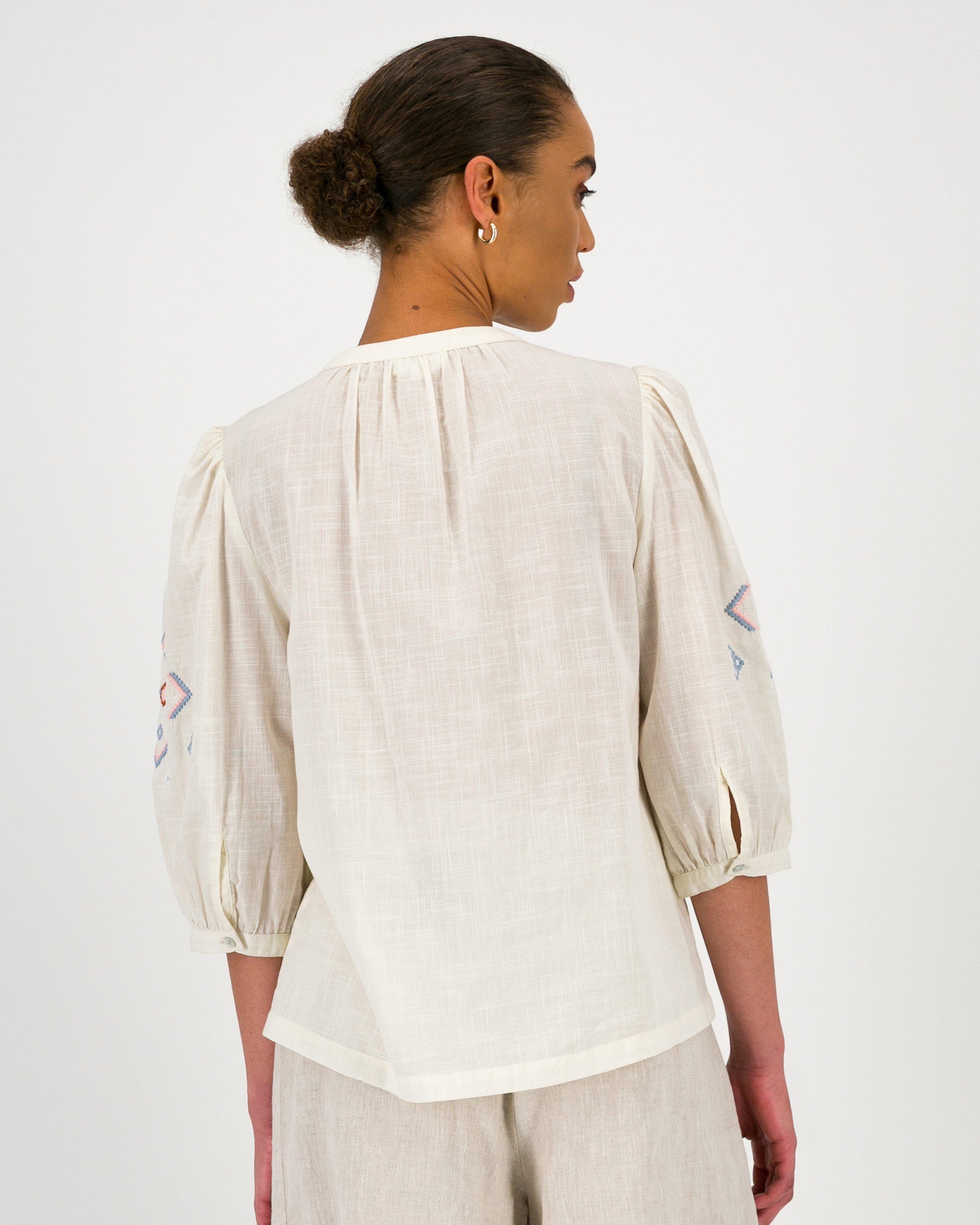 Rare Earth Women’s Eden Embroidered Blouse -  Milk