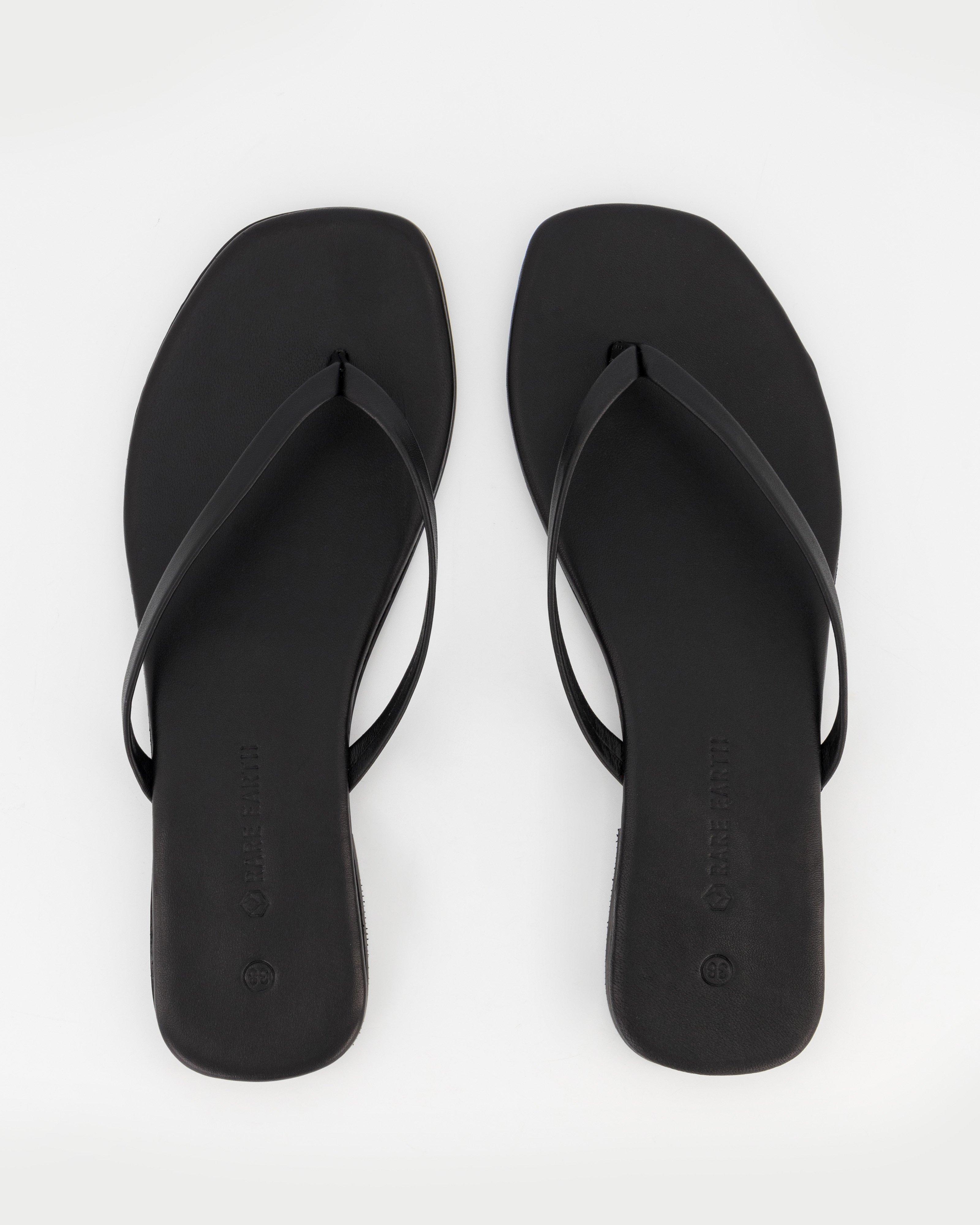 Rare Earth Women’s Jane Flip Flops -  Black