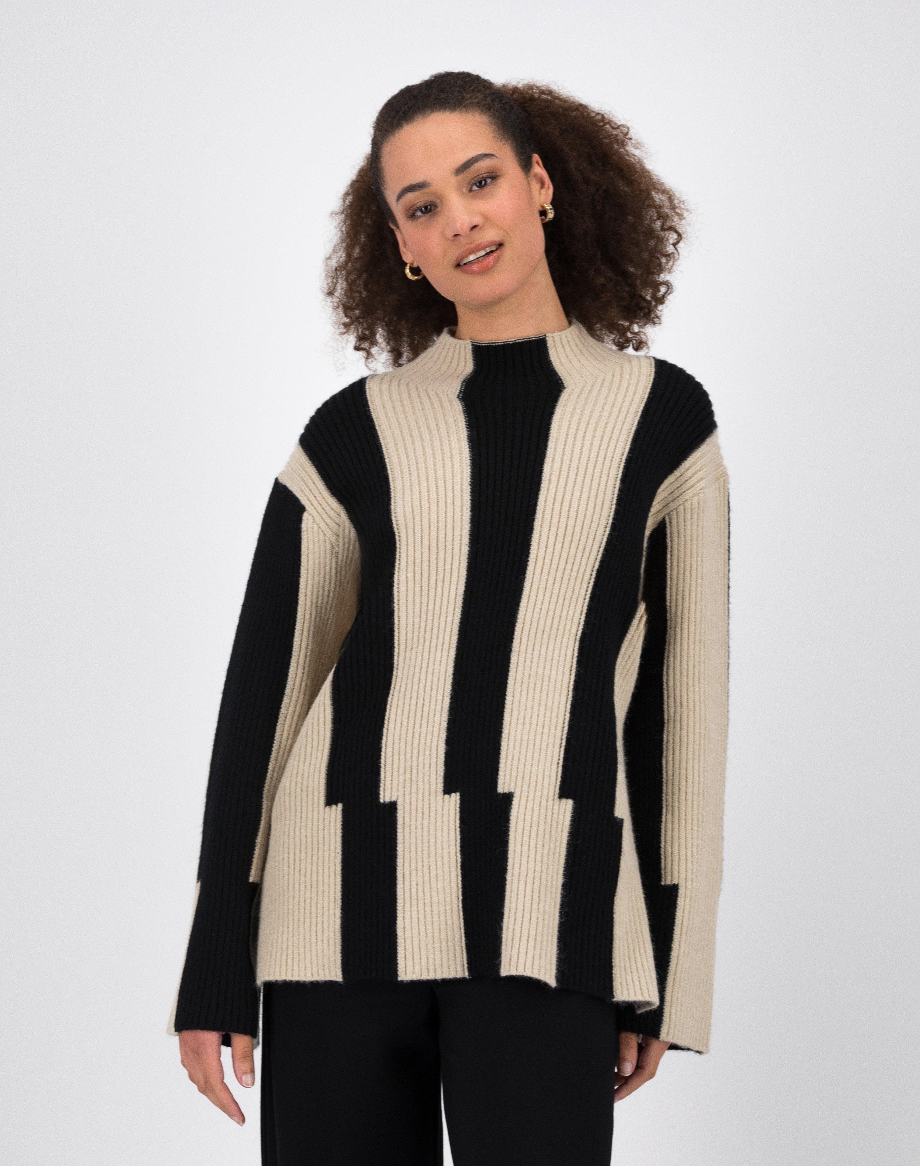 Rihanna Two-Tone Knit -  Black