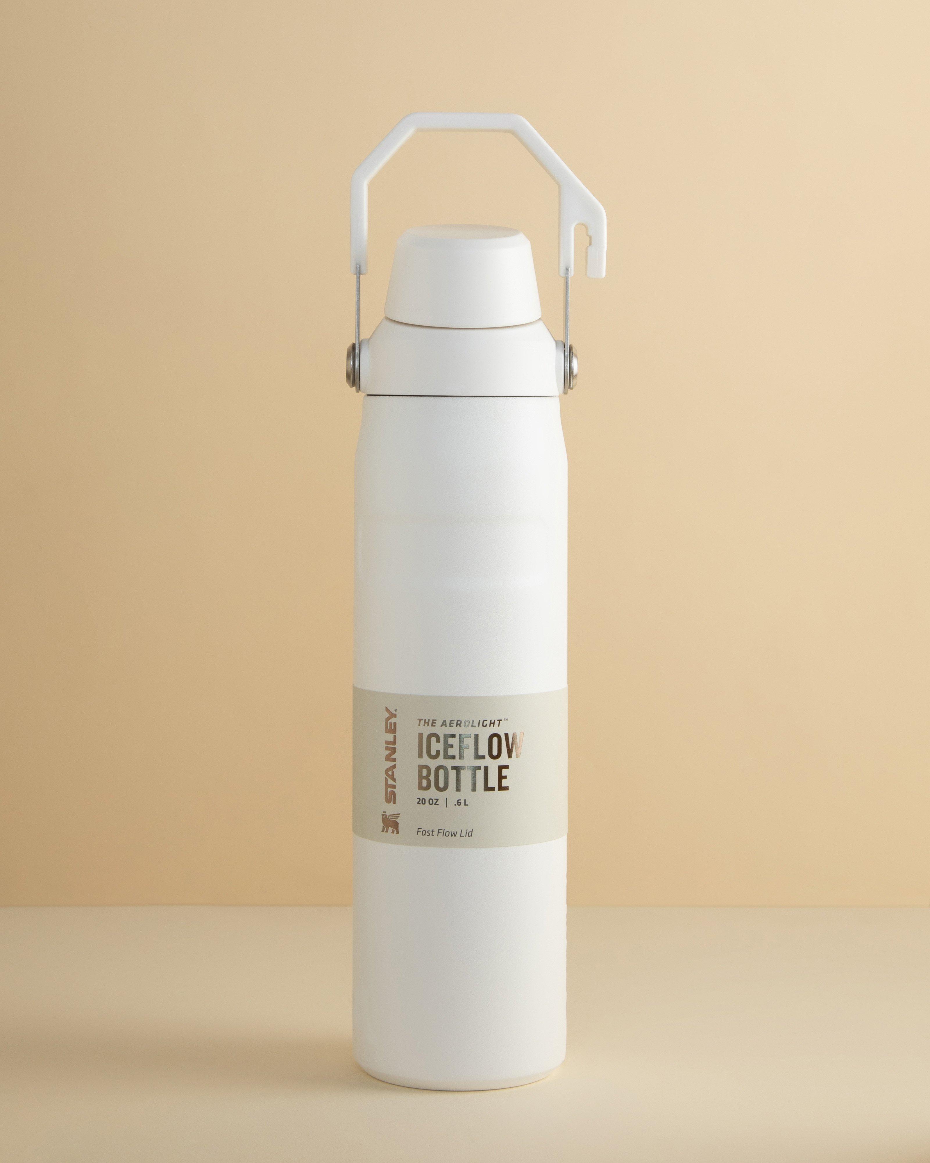 Stanley AeroLight IceFlow Water Bottle 600ml -  Milk