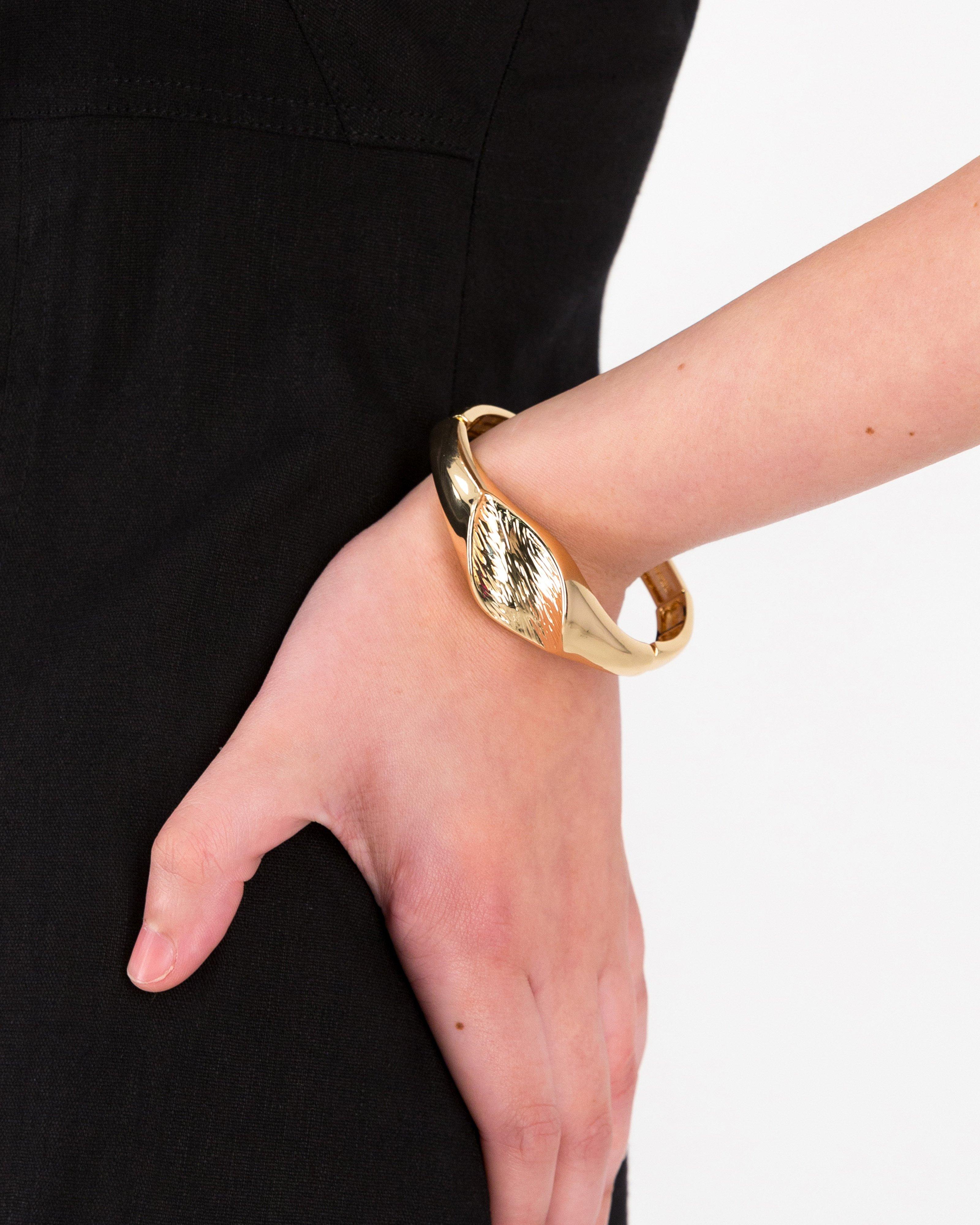 Textured Indented Chunky Stretch Bracelet -  Gold