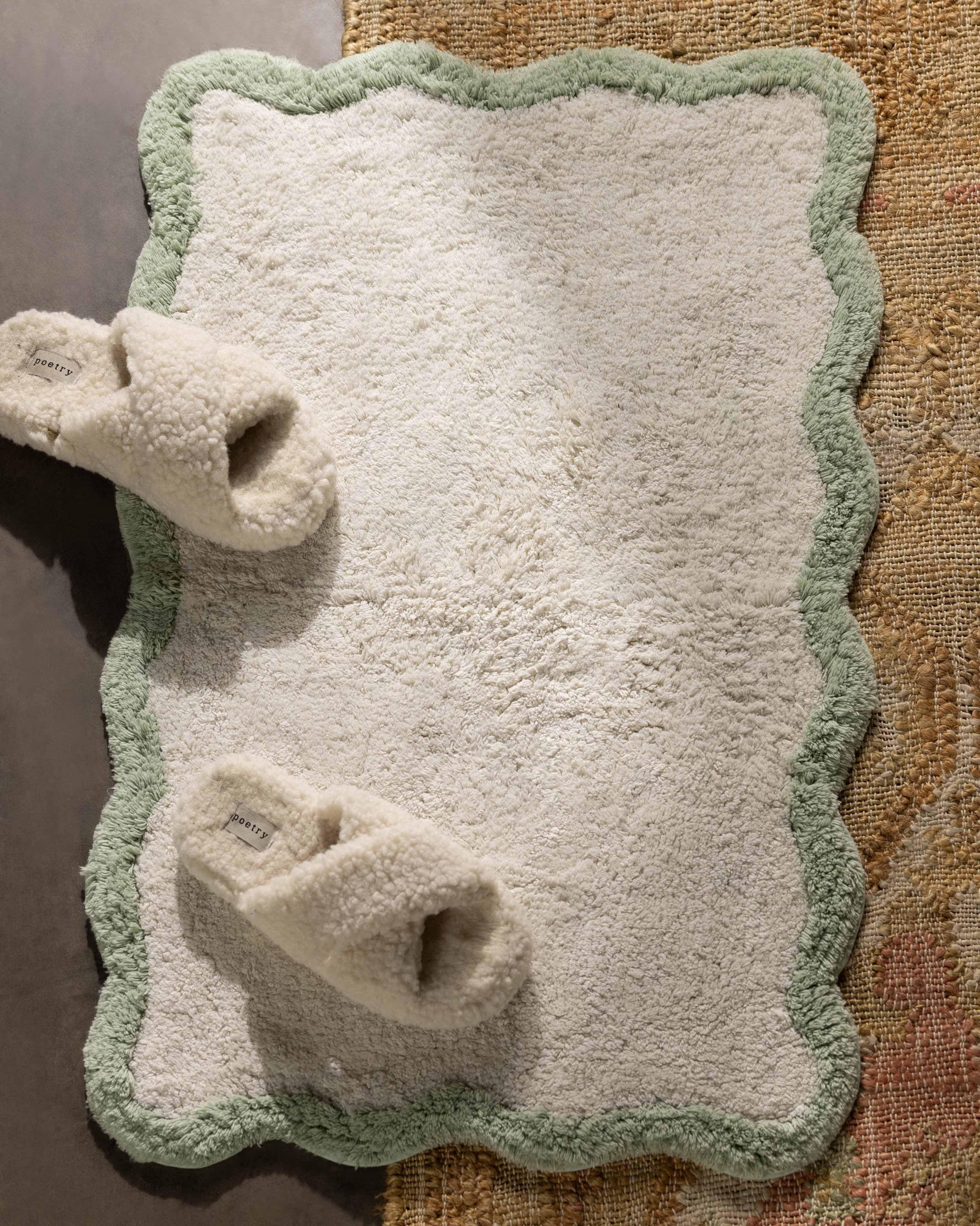 Lucy Scallop Bathmat -  Sage