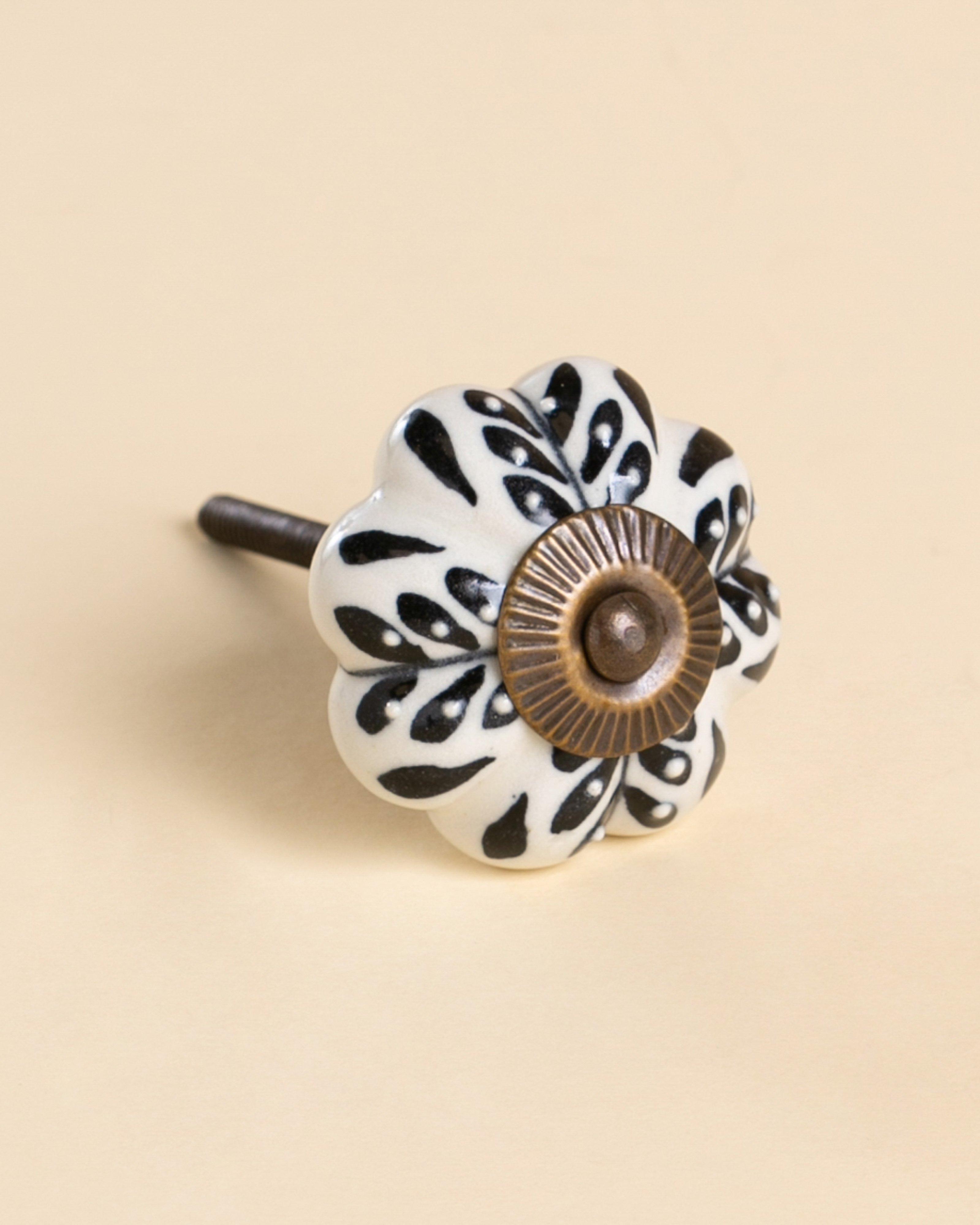 Black Leaf Ceramic Melon Knob -  Black