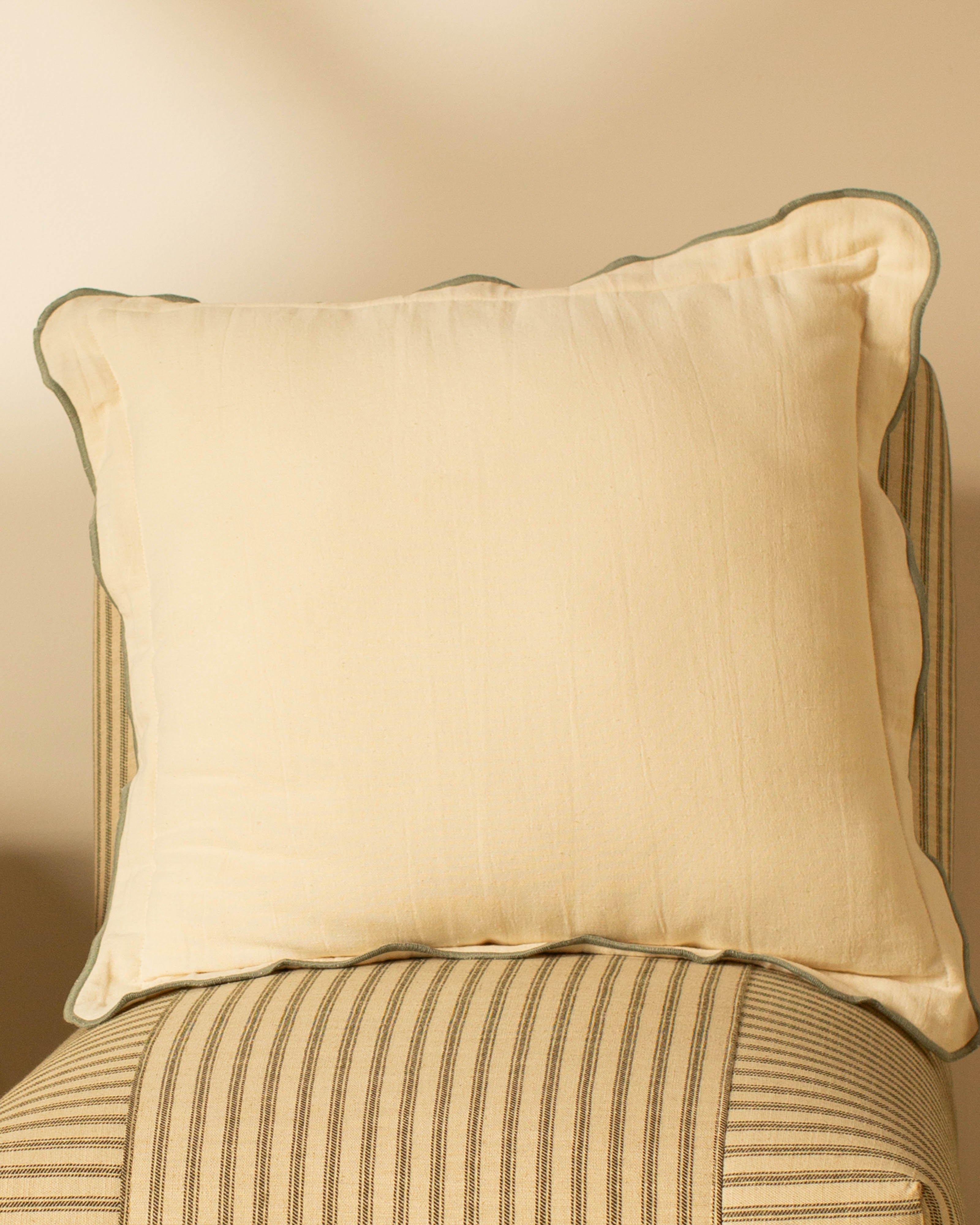 Flatnella Contrast Tipped cushion 50 x 50 -  Stone