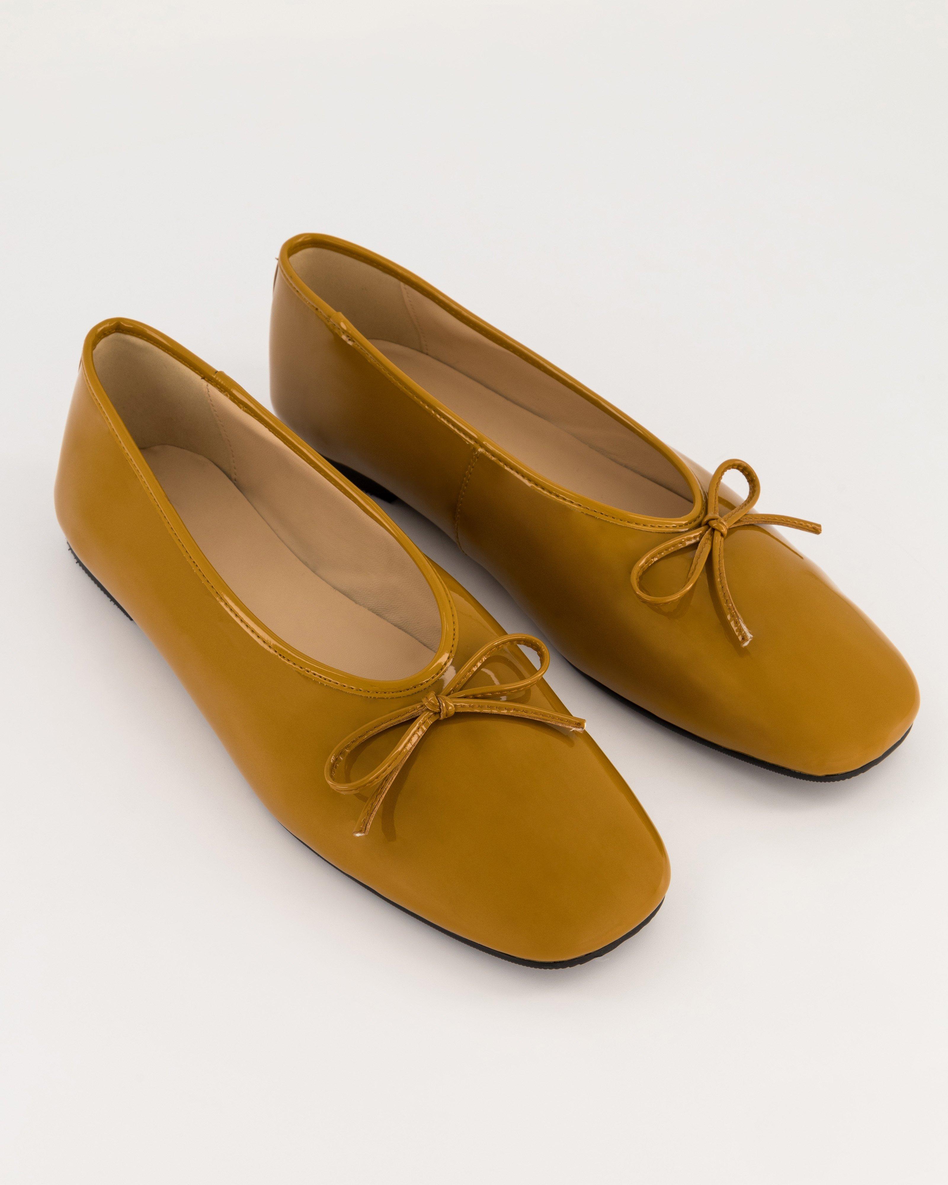 Blanche Leather Pump -  Ochre